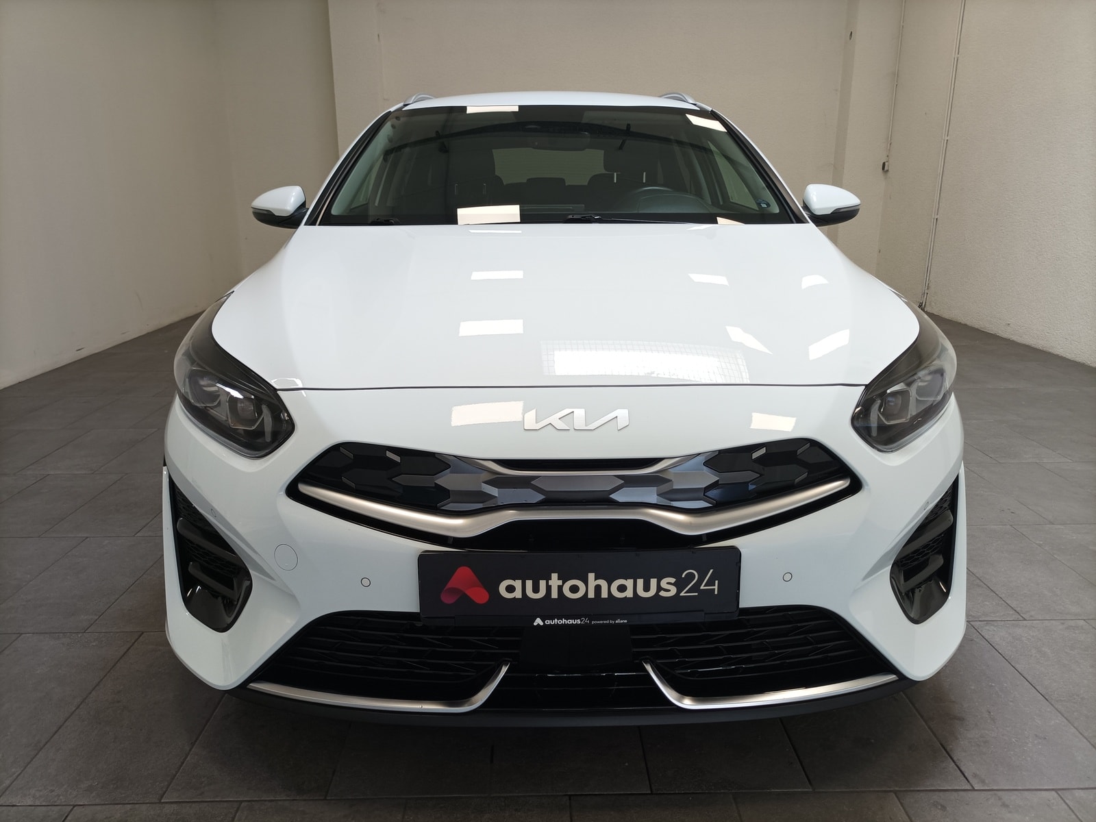 Kia Ceed Sportswagon Kombi Ceed 1.6 Plug-in Hybrid Platinum Edition (EURO 6d) #2