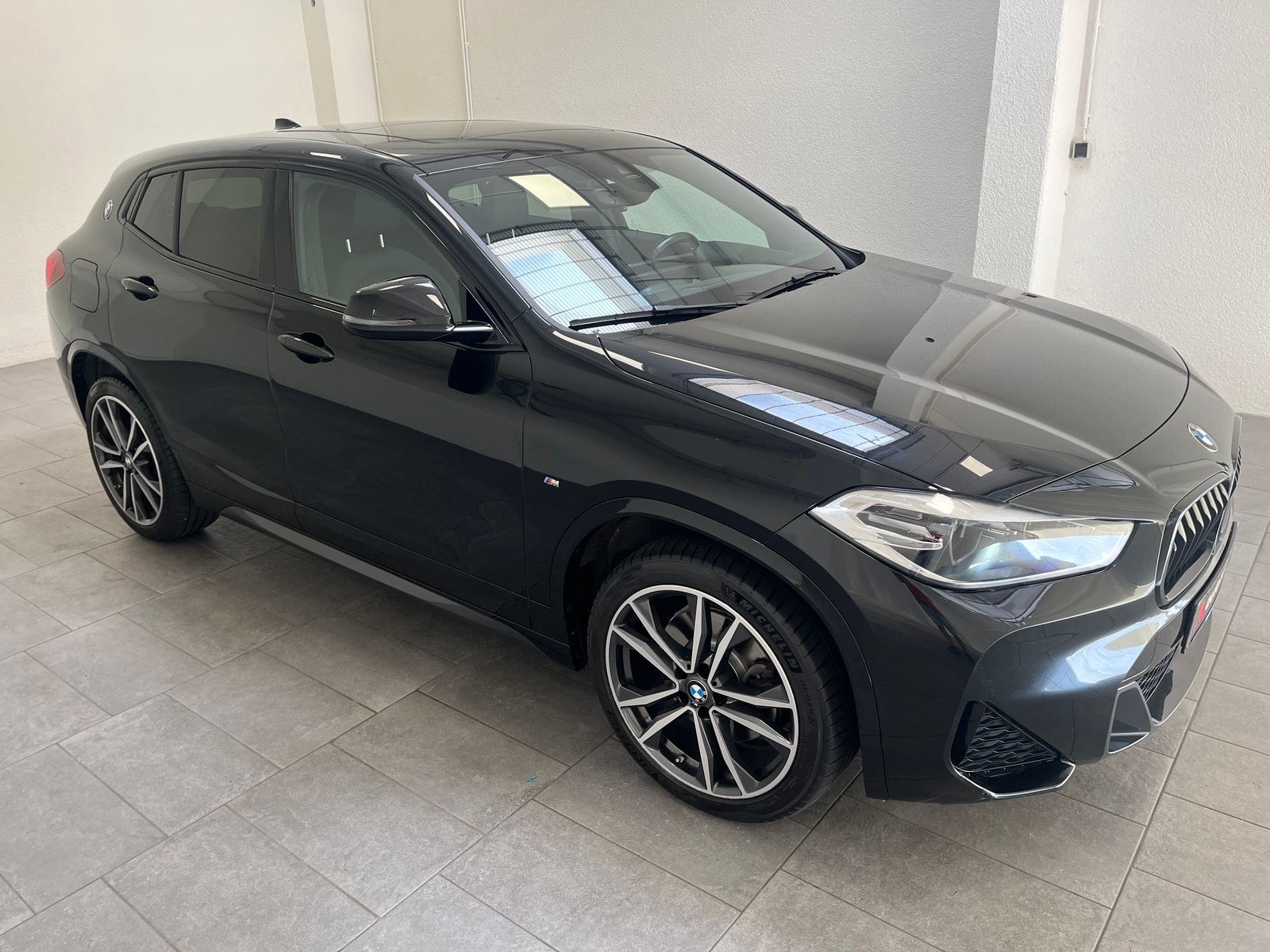 BMW X2 SUV / Crossover / Geländewagen BMW X2 sDrive20d M Sport Steptronic Sports Utility Vehicle #1