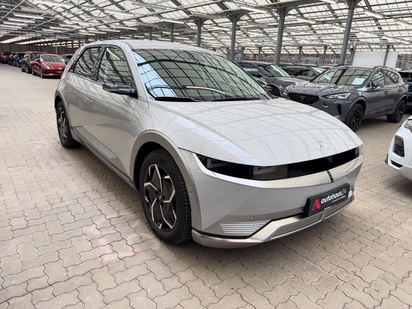 Hyundai IONIQ 5 Limousine HYUNDAI IONIQ 5 77,4 kWh Heckantrieb Sports Utility Vehicle #1