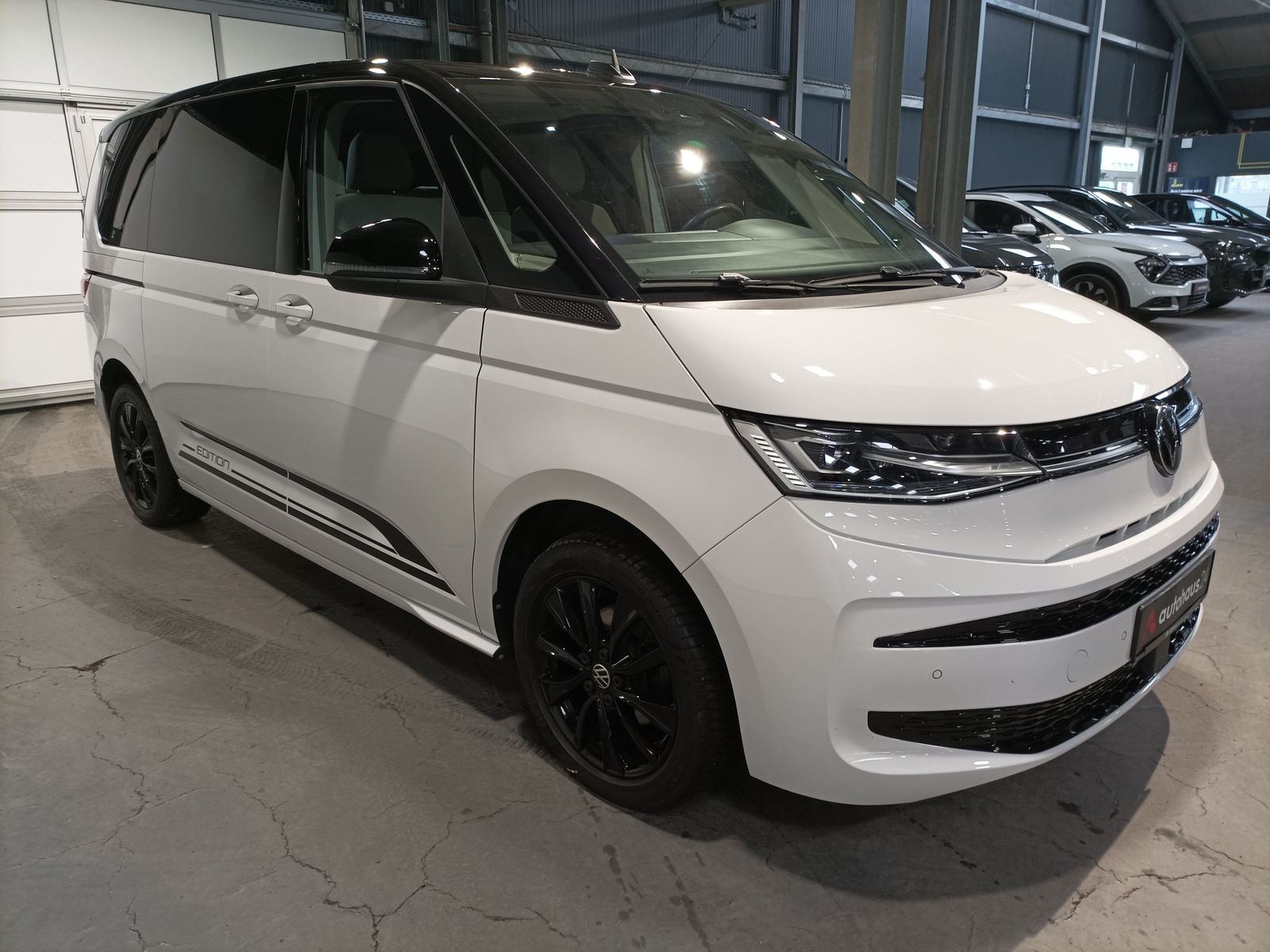 Volkswagen Multivan Kleinbus / Van VOLKSWAGEN Multivan 1,5 TSI OPF DSG Edition Van #1