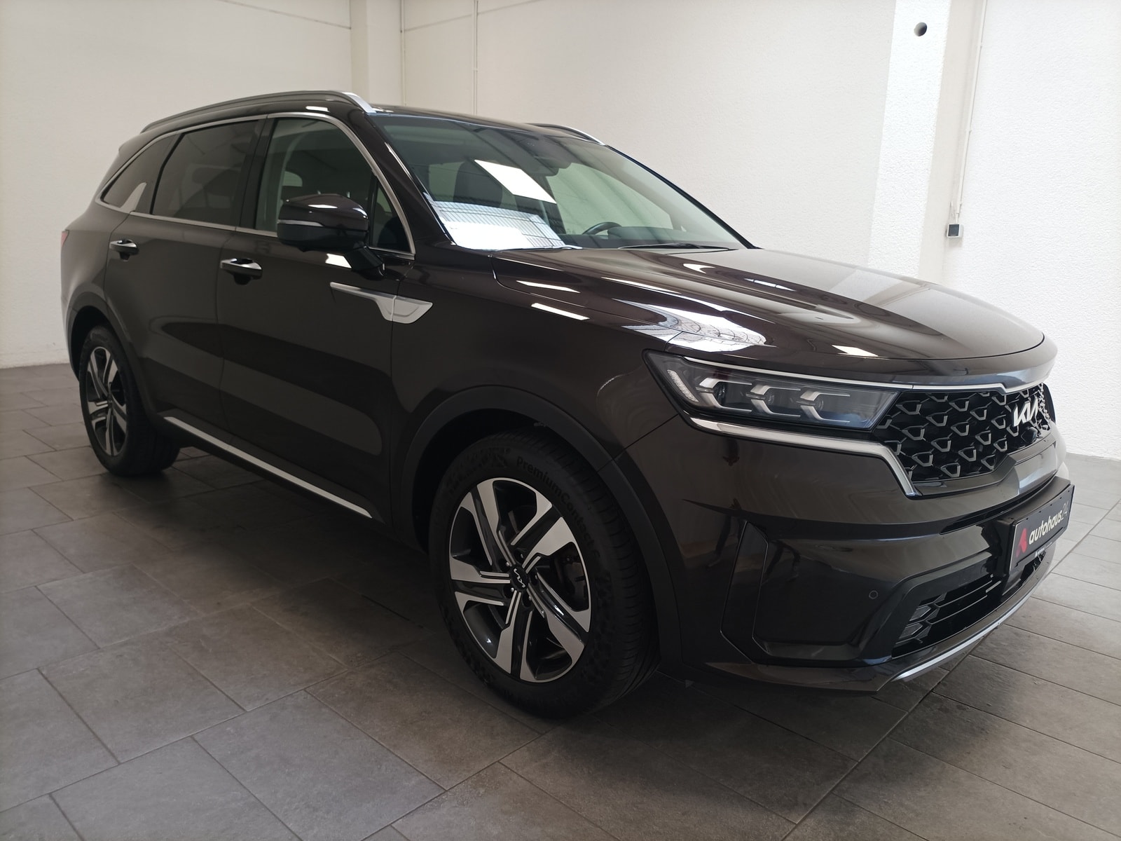 Kia Sorento SUV / Crossover / Geländewagen KIA Sorento 2.2 CRDi 2WD Spirit DCT8 Sports Utility Vehicle #1