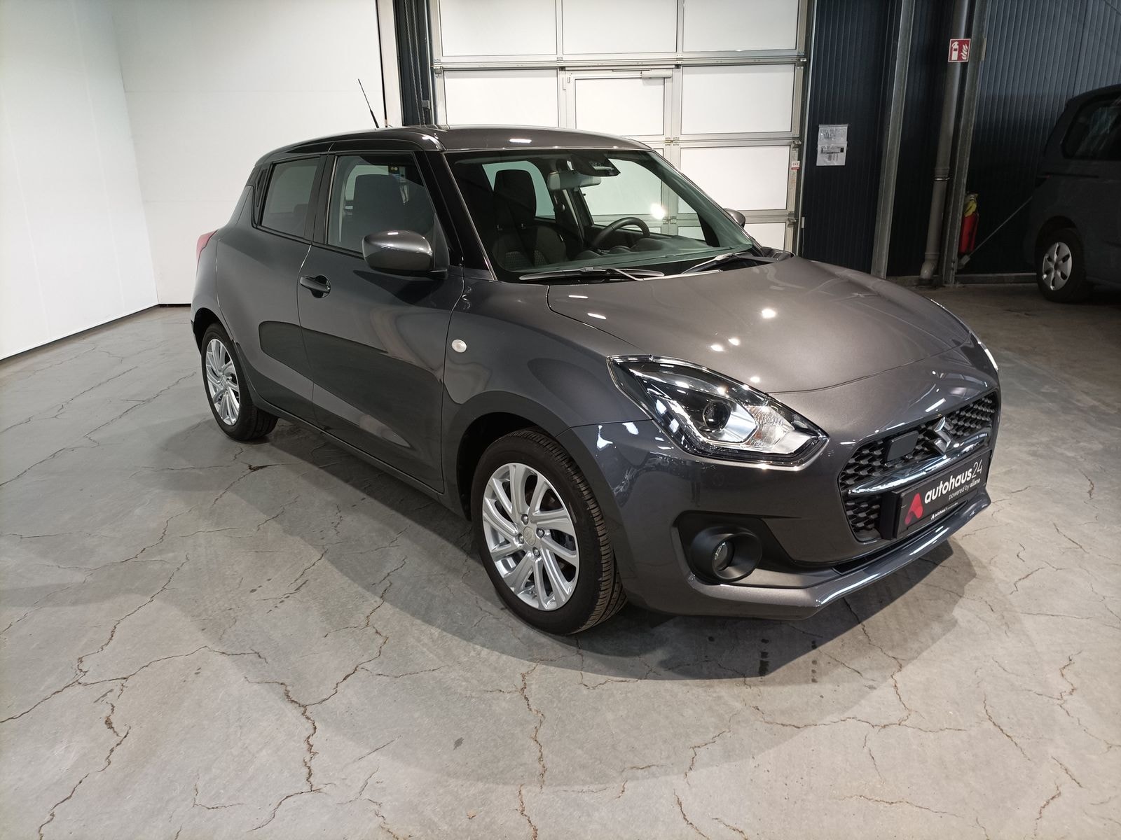 Suzuki Swift Sonstige SUZUKI Swift 1.2 DUALJET HYBRID Comfort CVT Schräghecklimousine #1