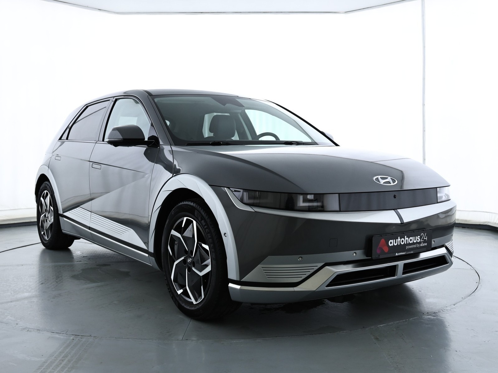 Hyundai IONIQ 5 Limousine HYUNDAI IONIQ 5 77,4 kWh Heckantrieb Sports Utility Vehicle #1
