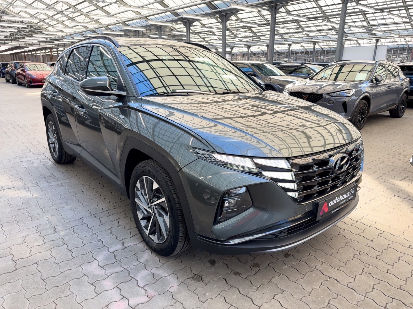 Hyundai Tucson SUV / Crossover / Geländewagen HYUNDAI Tucson 1.6 T-GDI 48V Edition 30+ DCT Sports Utility Vehicle #1