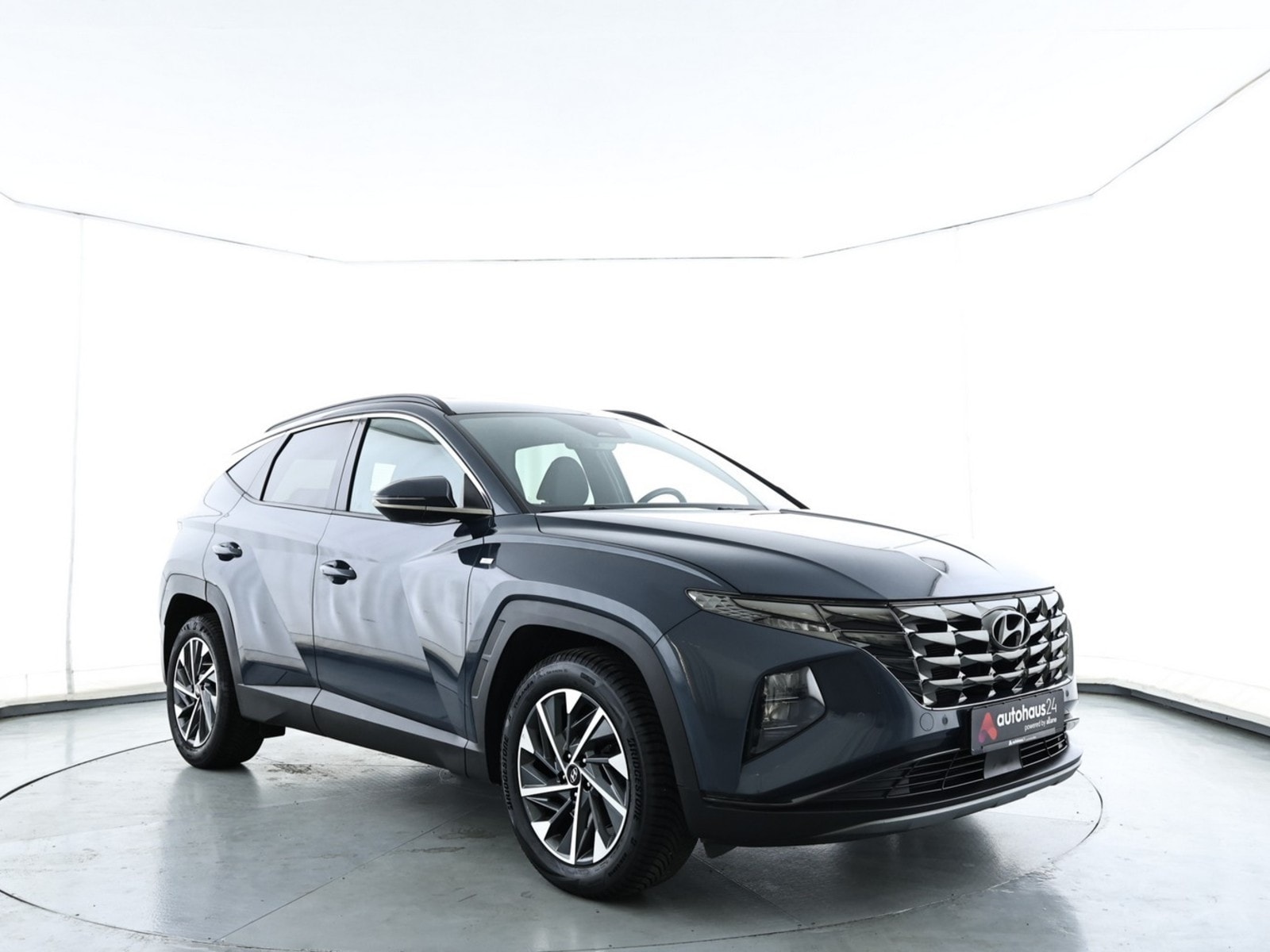 Hyundai Tucson SUV / Crossover / Geländewagen HYUNDAI Tucson 1.6 T-GDI 48V Edition 30+ DCT Sports Utility Vehicle #1