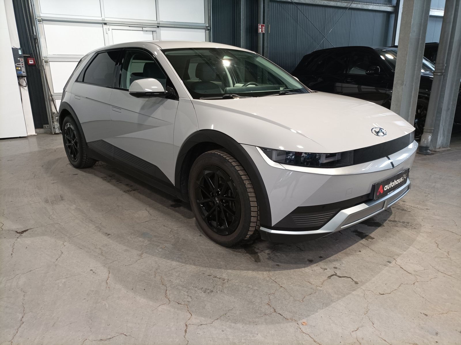 Hyundai IONIQ 5 Limousine HYUNDAI IONIQ 5 77,4 kWh Heckantrieb Sports Utility Vehicle #1