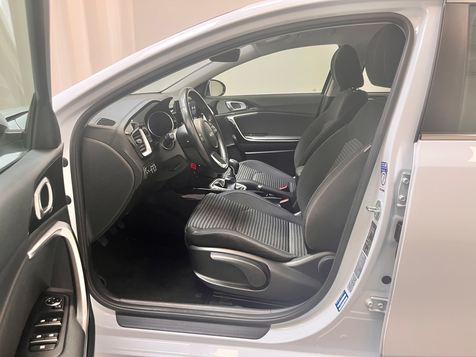 Kia Ceed Kombi Ceed 1.6 CRDi Mild Hybrid Vision (EURO 6d) #8