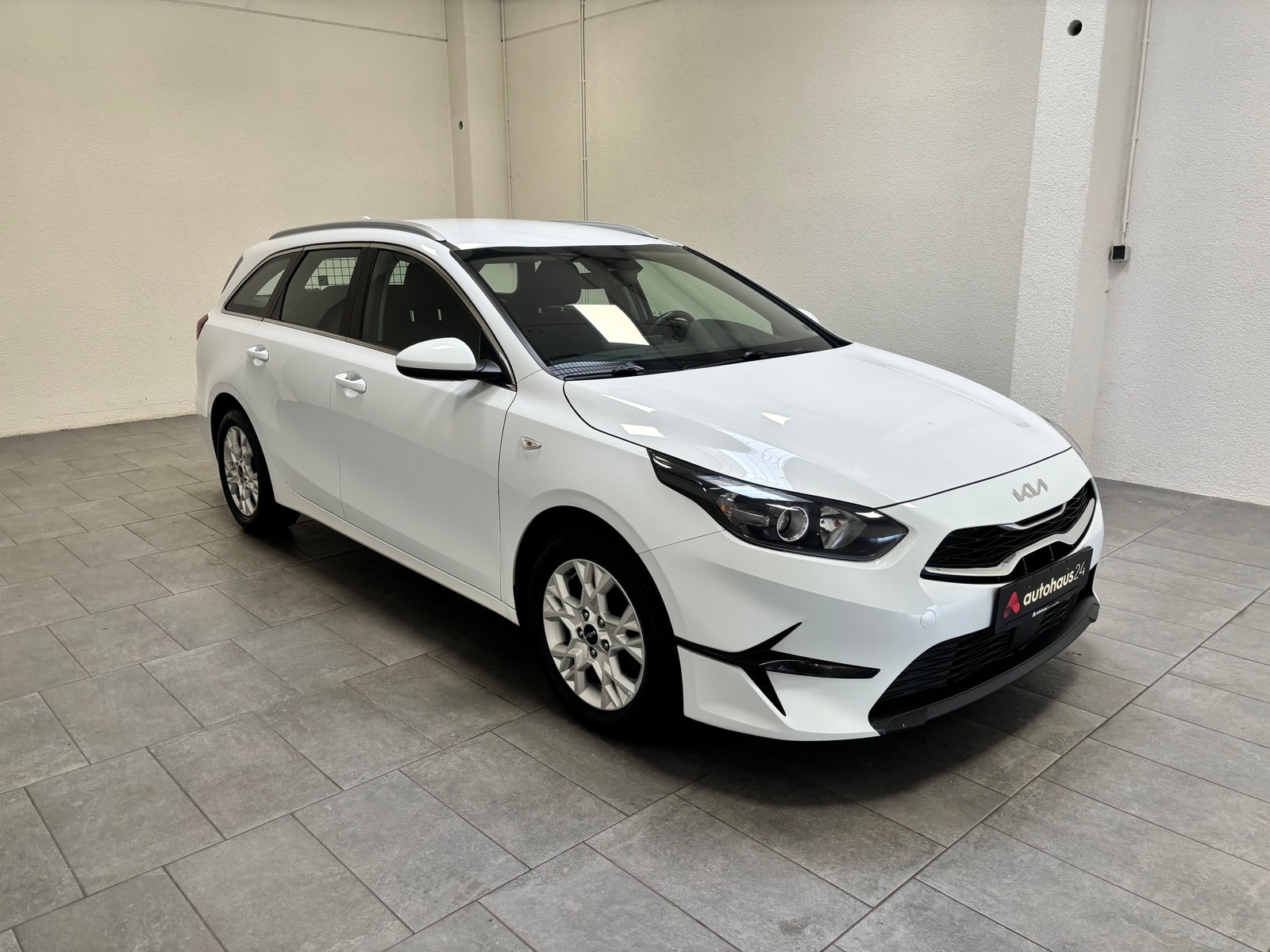 Kia Ceed Kombi KIA Ceed 1.6 CRDi MHEV 100kW Vision SW Kombi #1