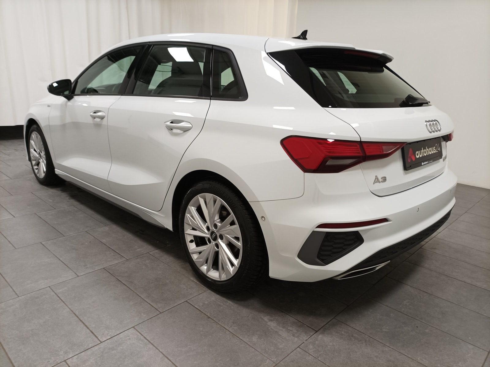 Audi A3 Limousine A3 35 1.5 TFSI Sportback S line (EURO 6d) #4