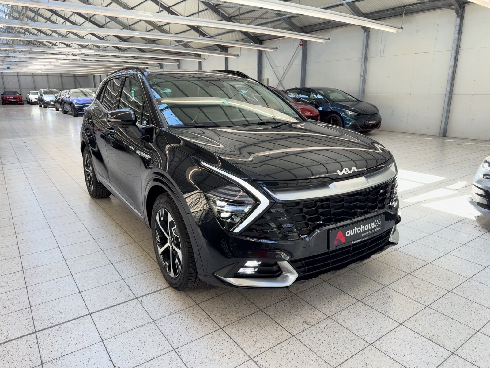 Kia Sportage SUV / Crossover / Geländewagen KIA Sportage 1.6 T-GDI EcoDynamics+ 132kW Spirit DCT Sports Utility Vehicle #1