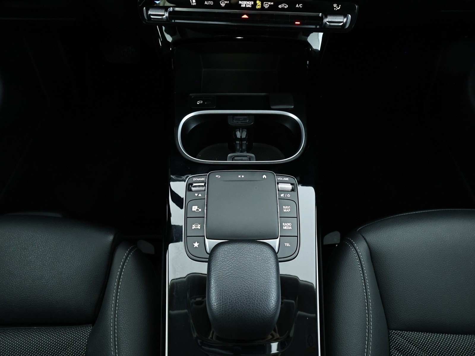 Mercedes Benz CLA-Klasse Limousine CLA 180 #13