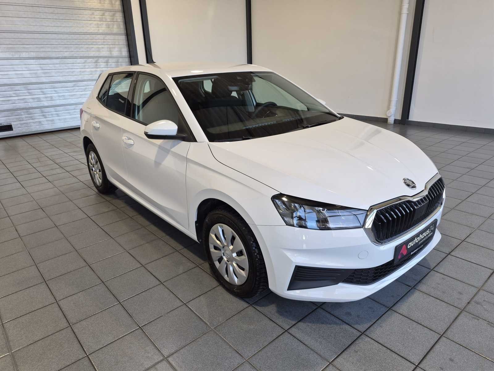 ŠKODA Fabia Limousine SKODA Fabia 1.0l MPI 48kW ACTIVE Schräghecklimousine #1