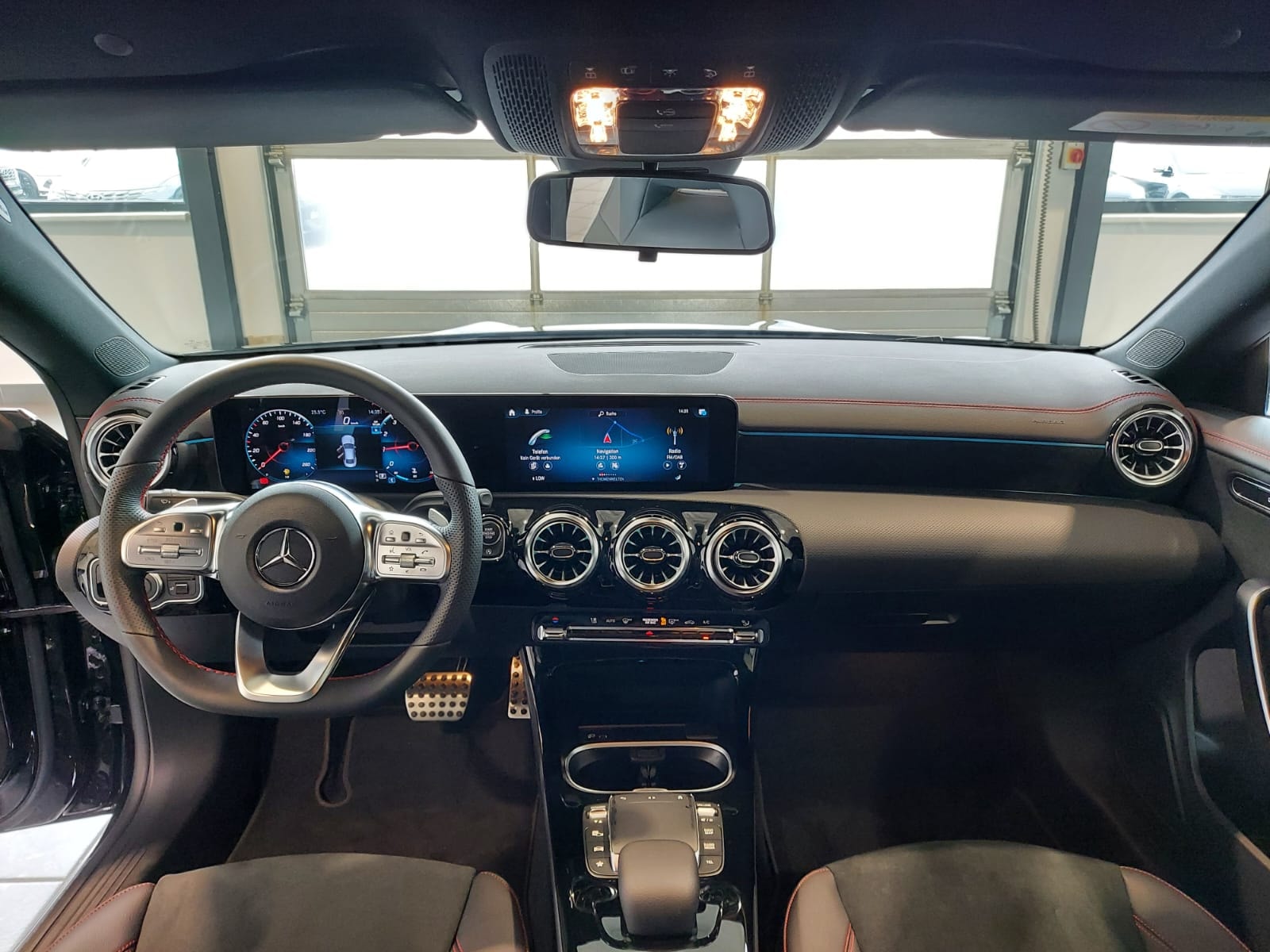 Mercedes Benz CLA-Klasse Limousine CLA 180 Edition 2022 (EURO 6d) #9