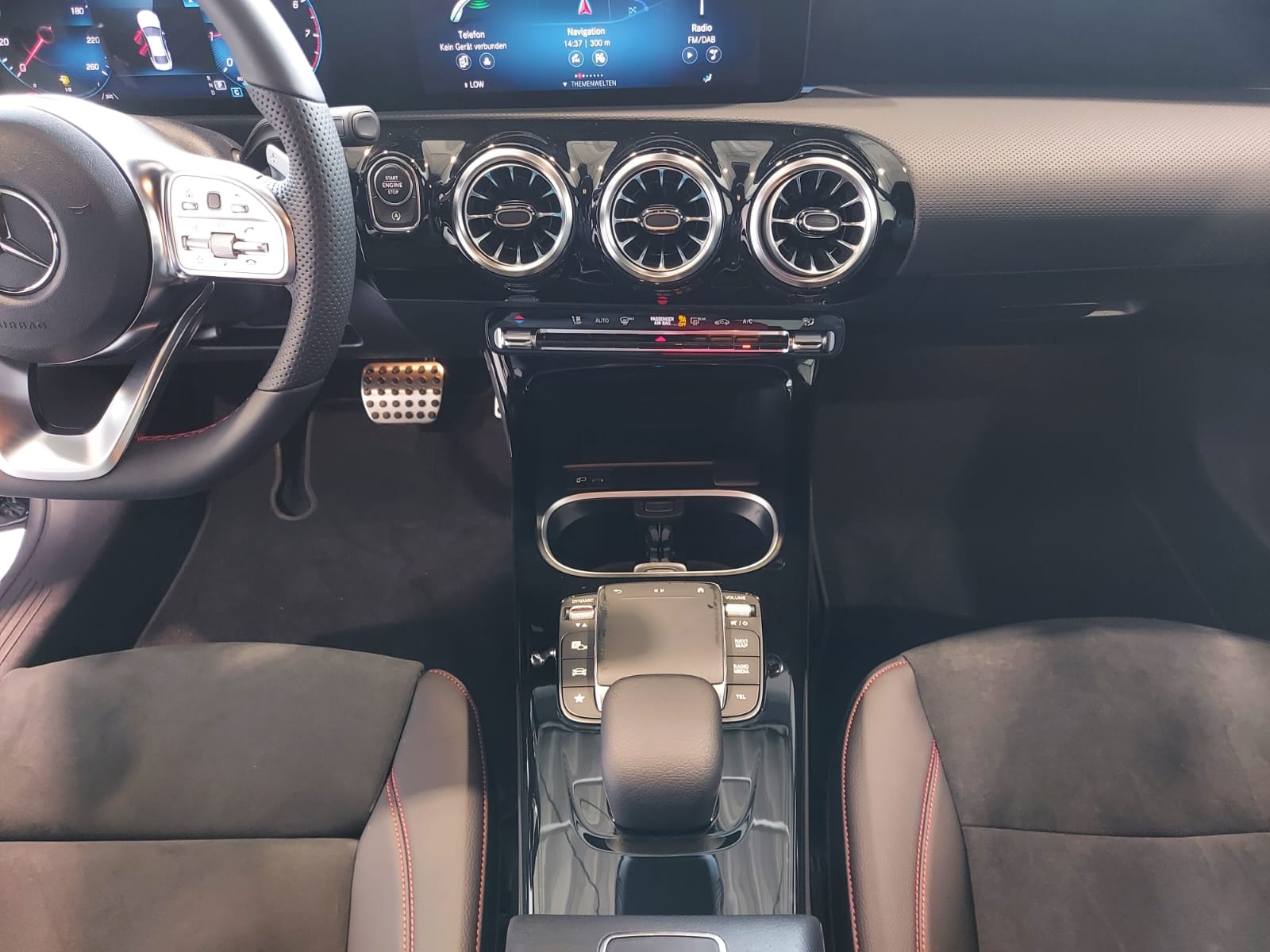 Mercedes Benz CLA-Klasse Limousine CLA 180 Edition 2022 (EURO 6d) #12