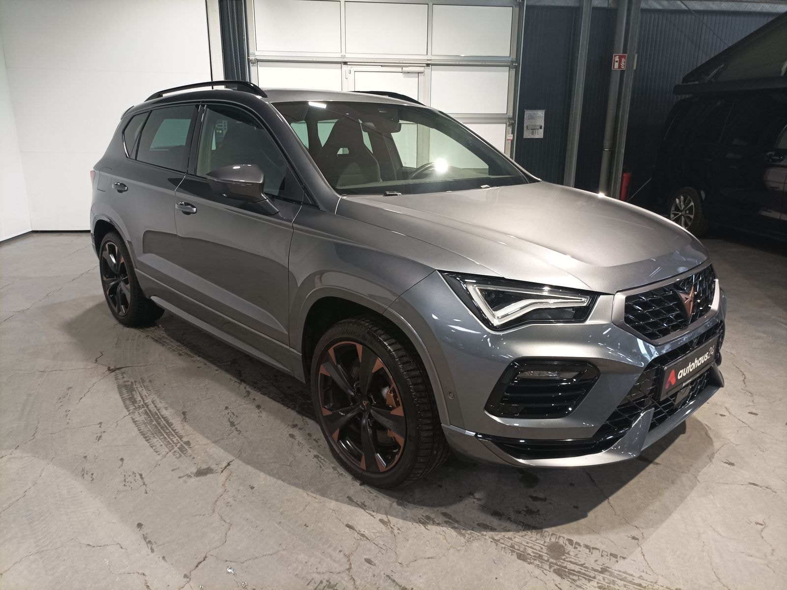 CUPRA Ateca SUV / Crossover / Geländewagen CUPRA Ateca 2.0 TSI 221kW 4Drive DSG Sports Utility Vehicle #1