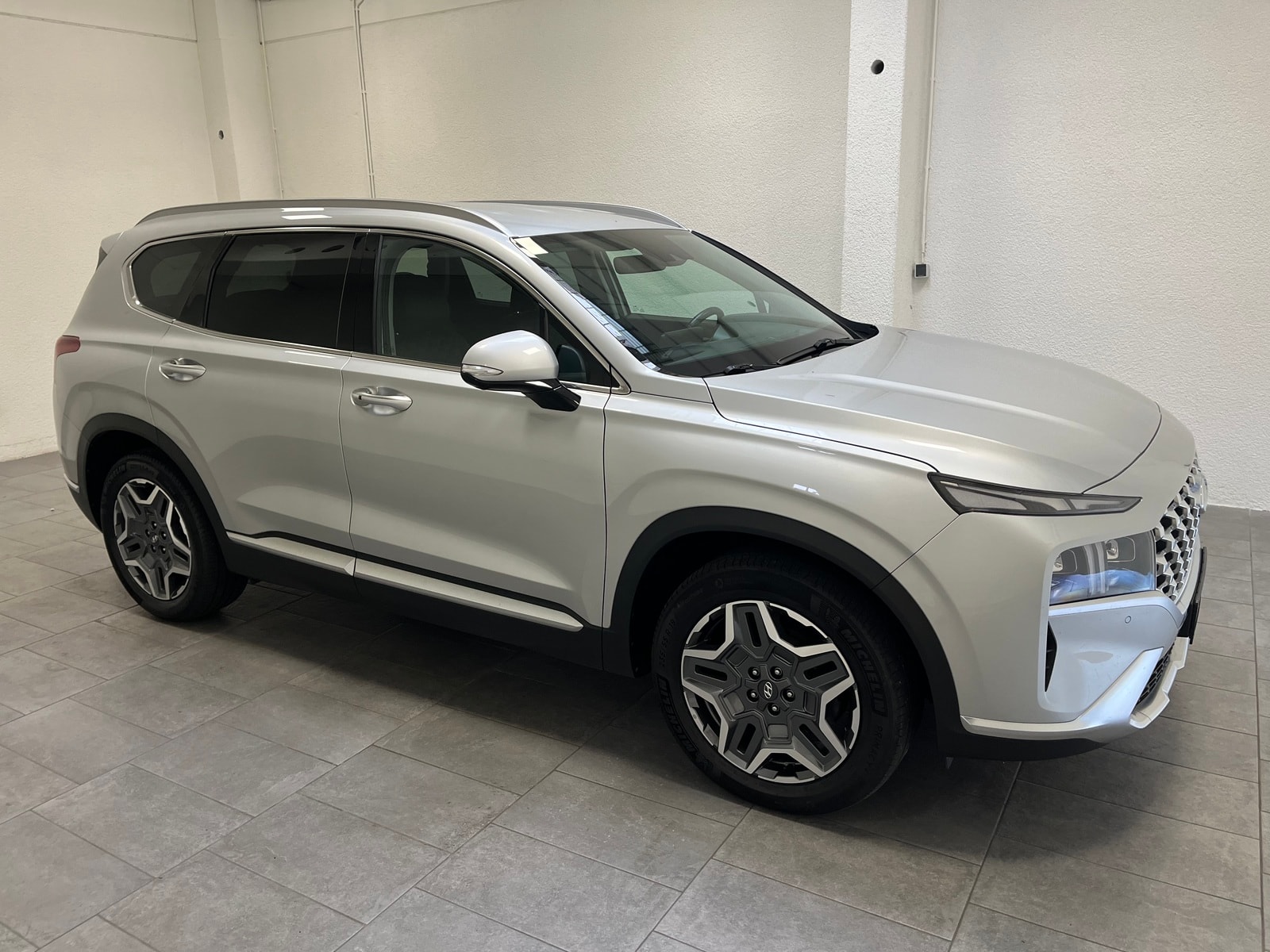 Hyundai Santa Fe SUV / Crossover / Geländewagen HYUNDAI Santa Fe 1.6 T-GDI Hybrid Prime 4WD Auto Sports Utility Vehicle #1