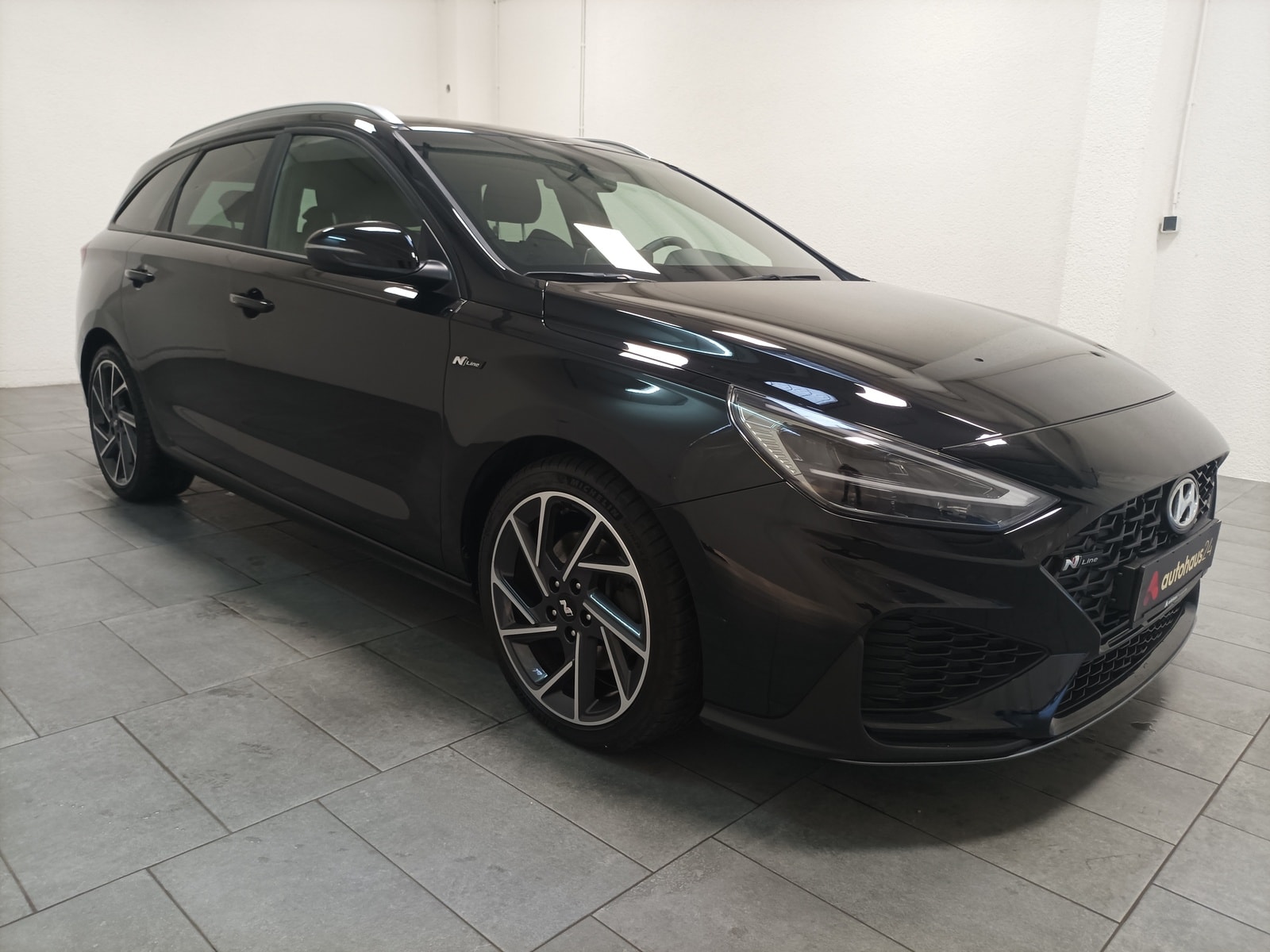 Hyundai i30 Kombi HYUNDAI i30 1.5 T-GDI Hybrid N Line Kombi #1