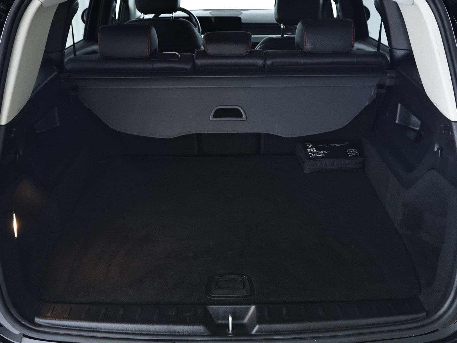 Mercedes Benz GLB-Klasse SUV GLB 180 AMG Line #6