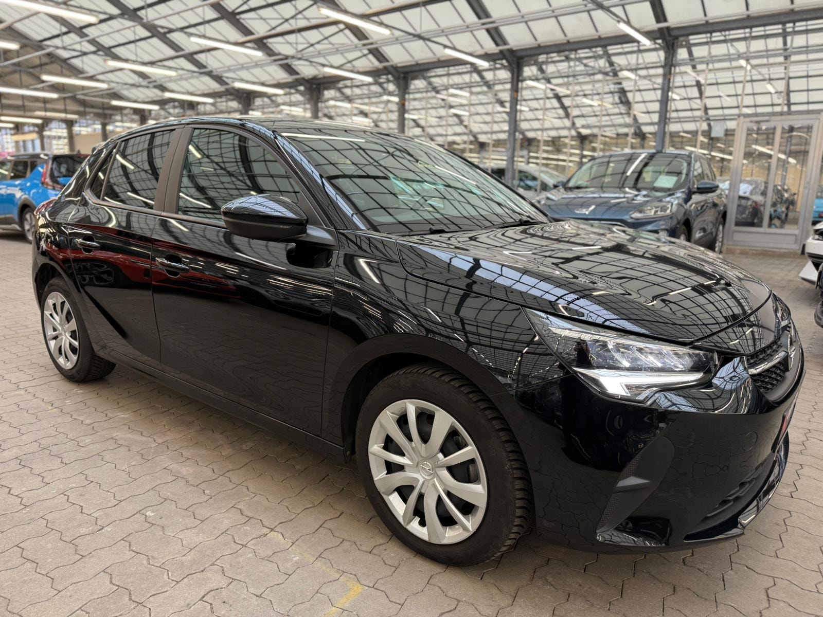 Opel Corsa Schräghecklimousine OPEL Corsa 1.2 Direct Inj Turbo 74kW Edition Auto Schräghecklimousine #1