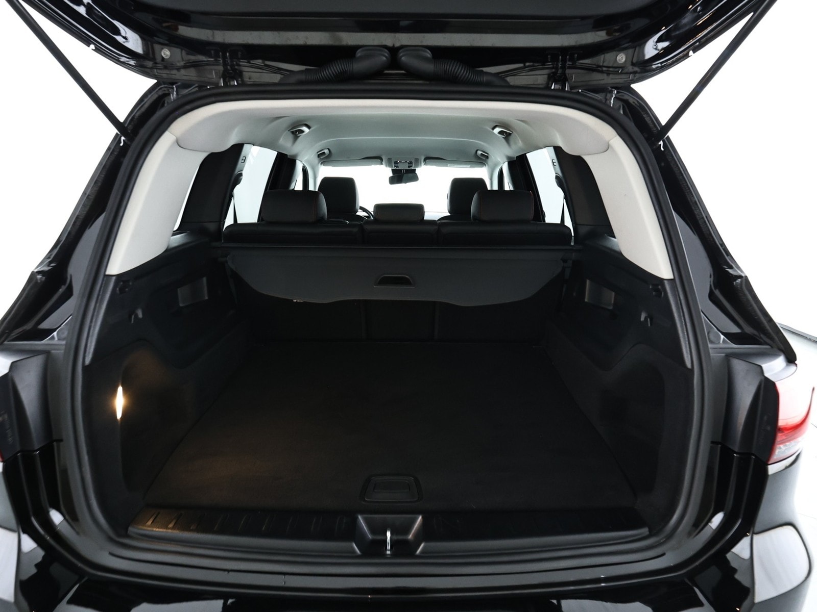 Mercedes Benz GLB-Klasse SUV GLB 180 AMG Line Edition 2022 #6