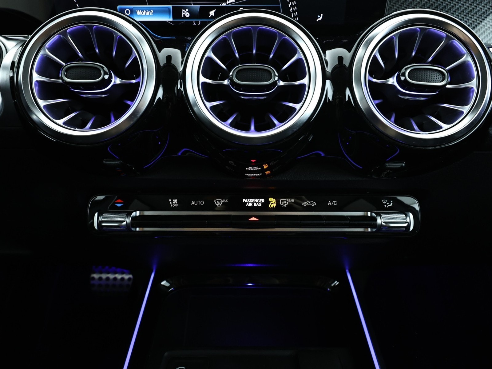 Mercedes Benz GLB-Klasse SUV GLB 180 AMG Line Edition 2022 #12