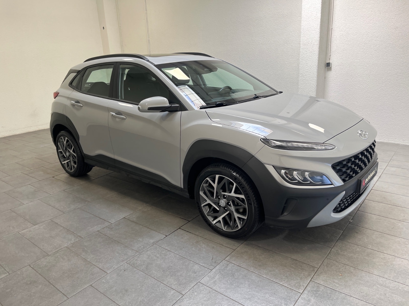 Hyundai Kona SUV / Crossover / Geländewagen HYUNDAI Kona 1.6 GDi Hybrid Trend DCT Sports Utility Vehicle #1
