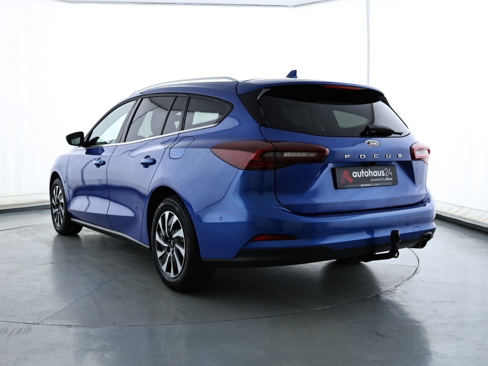 Ford Focus Kombi Focus 1.0 EcoBoost Titanium X S/S (EURO 6d) #4