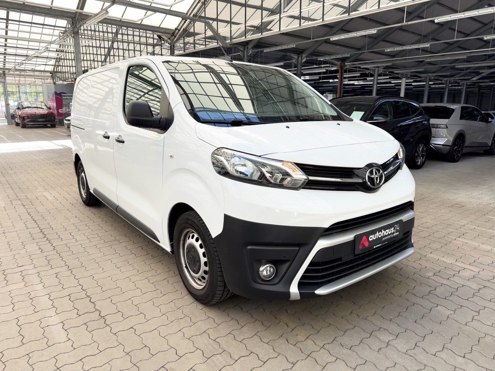 Toyota Proace Transporter TOYOTA Proace 1,5-l-D-4D 88kW L1 Meister Kastenwagen #1