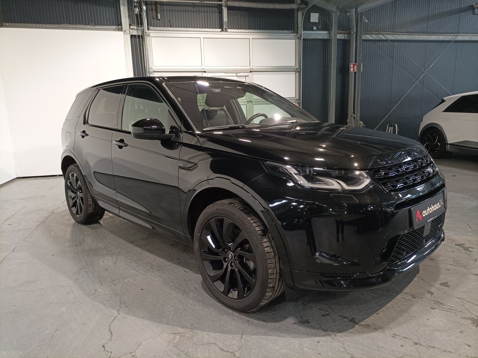 Land Rover Discovery Sport SUV / Crossover / Geländewagen LAND ROVER Discovery Sport P300e AWD Automatik R-DYNAMIC SE Sports Utility Vehic #1