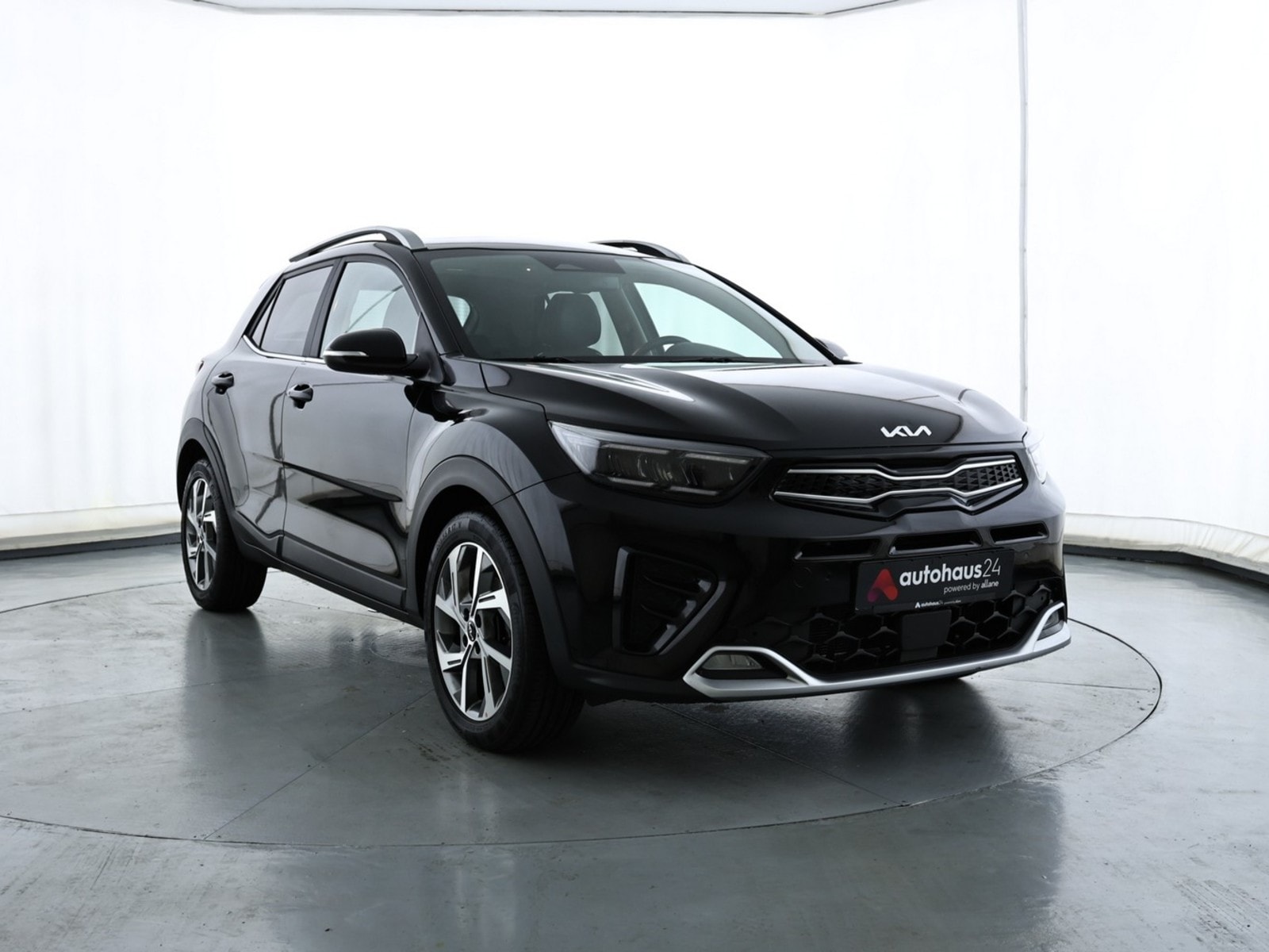 Kia Stonic SUV / Crossover / Geländewagen KIA Stonic 1.0 T-GDI 120 GT-Line DCT7 Sports Utility Vehicle #1