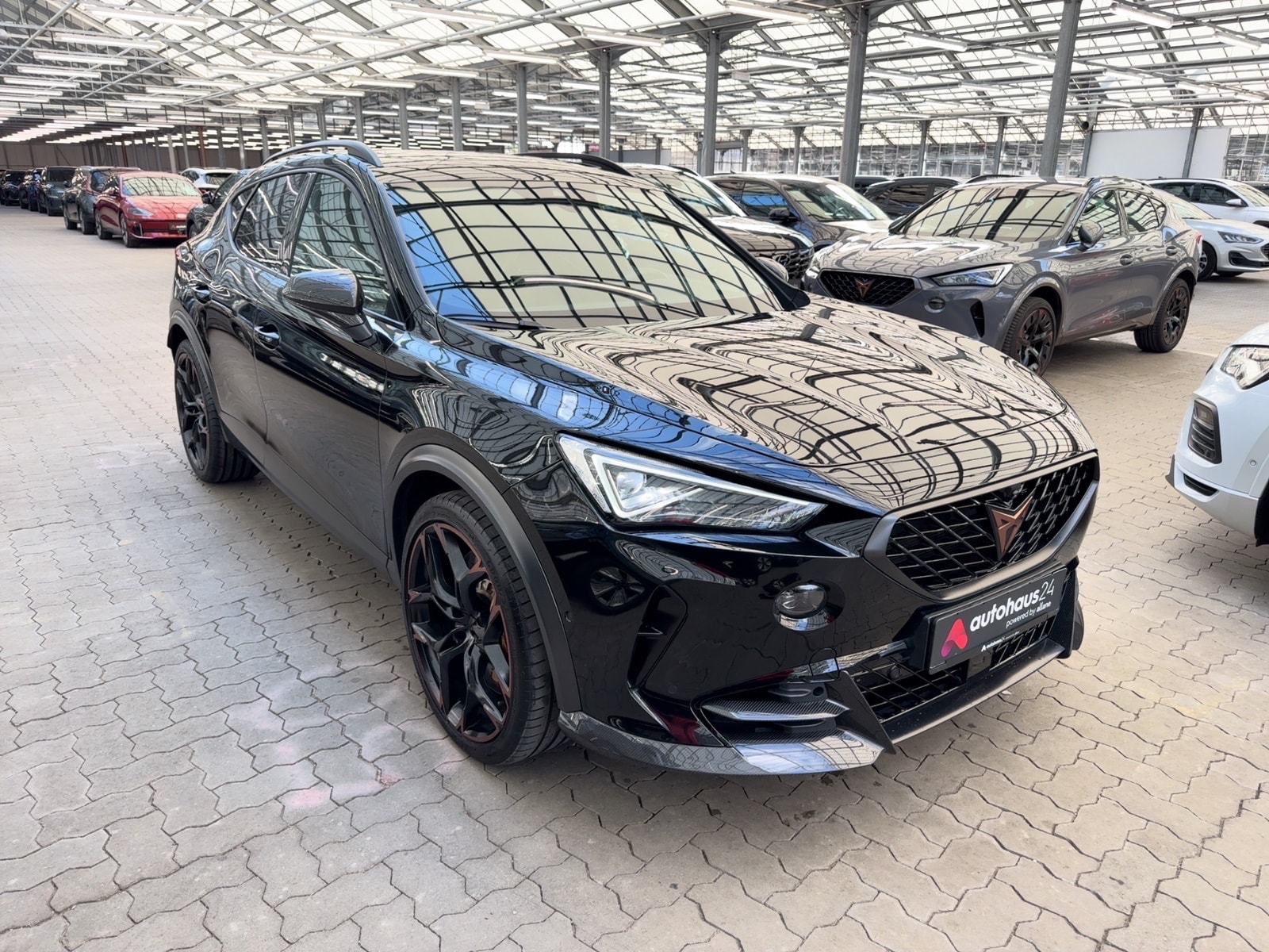 CUPRA Formentor SUV / Crossover / Geländewagen CUPRA Formentor 2.5 TSI 287kW VZ5 4Drive DSG Sports Utility Vehicle #1