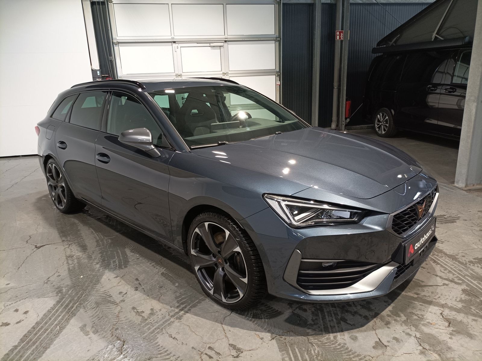 CUPRA Leon Kombi CUPRA Leon 1.4 e-HYBRID 180kW VZ DSG Sportstourer Kombi #1