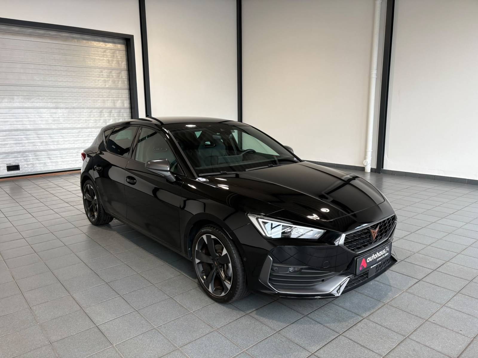 CUPRA Leon Limousine CUPRA Leon 1.5 eTSI 110kW DSG Schräghecklimousine #1