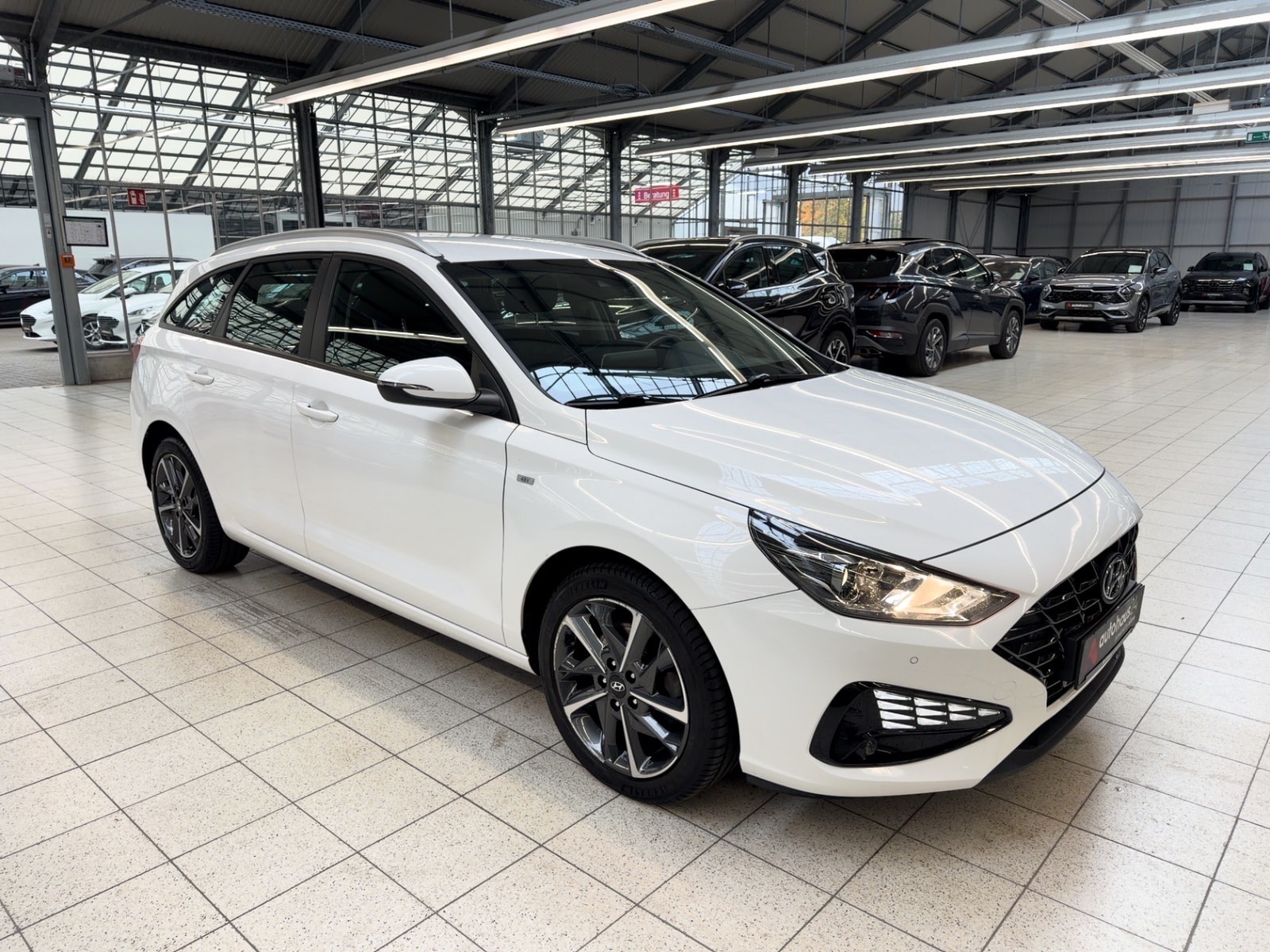 Hyundai i30 Kombi HYUNDAI i30 1.5 T-GDI Hybrid Trend DCT Kombi #1