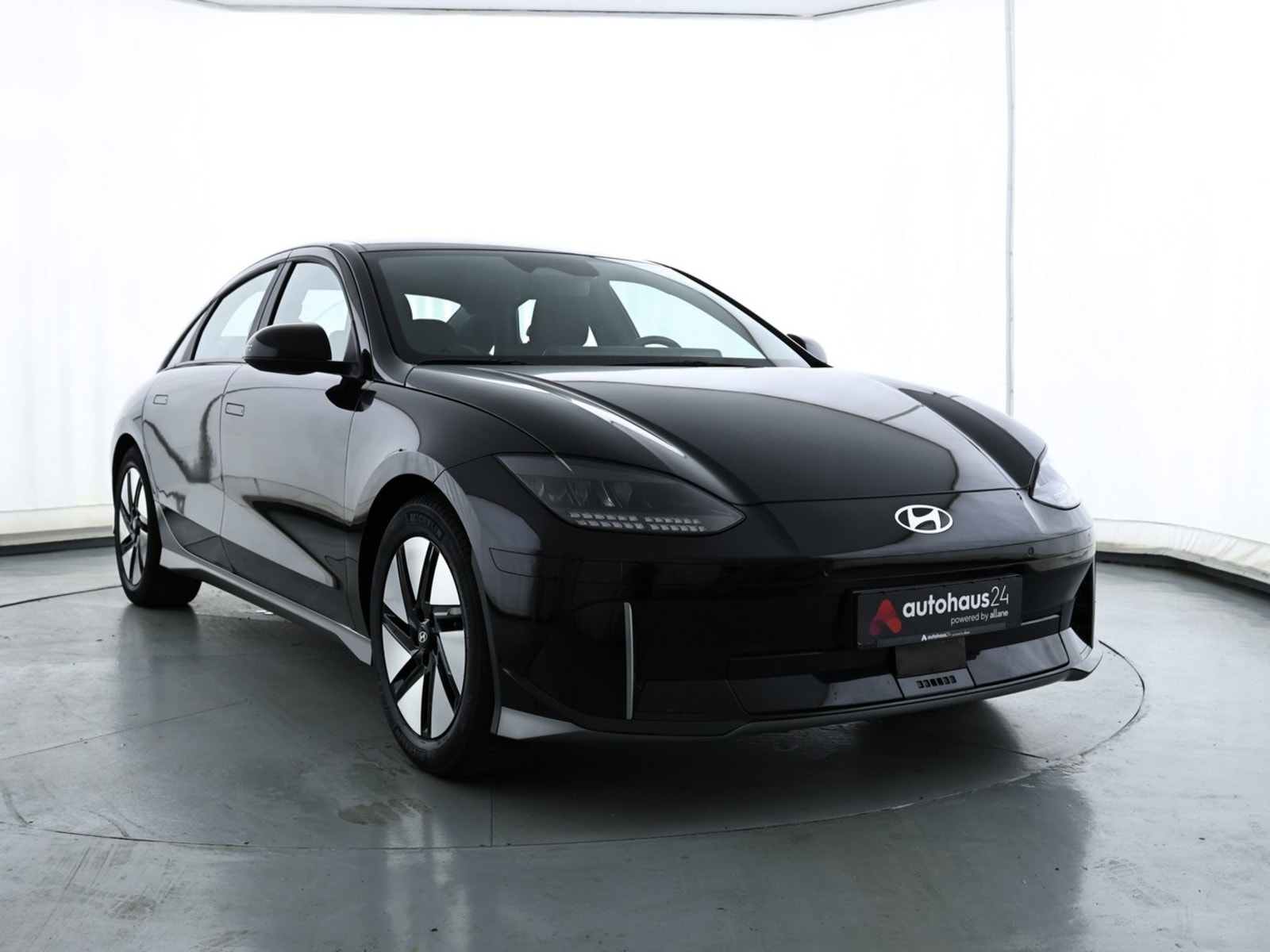 Hyundai IONIQ 6 Limousine HYUNDAI IONIQ 6 53kWh 111kW Limousine #1
