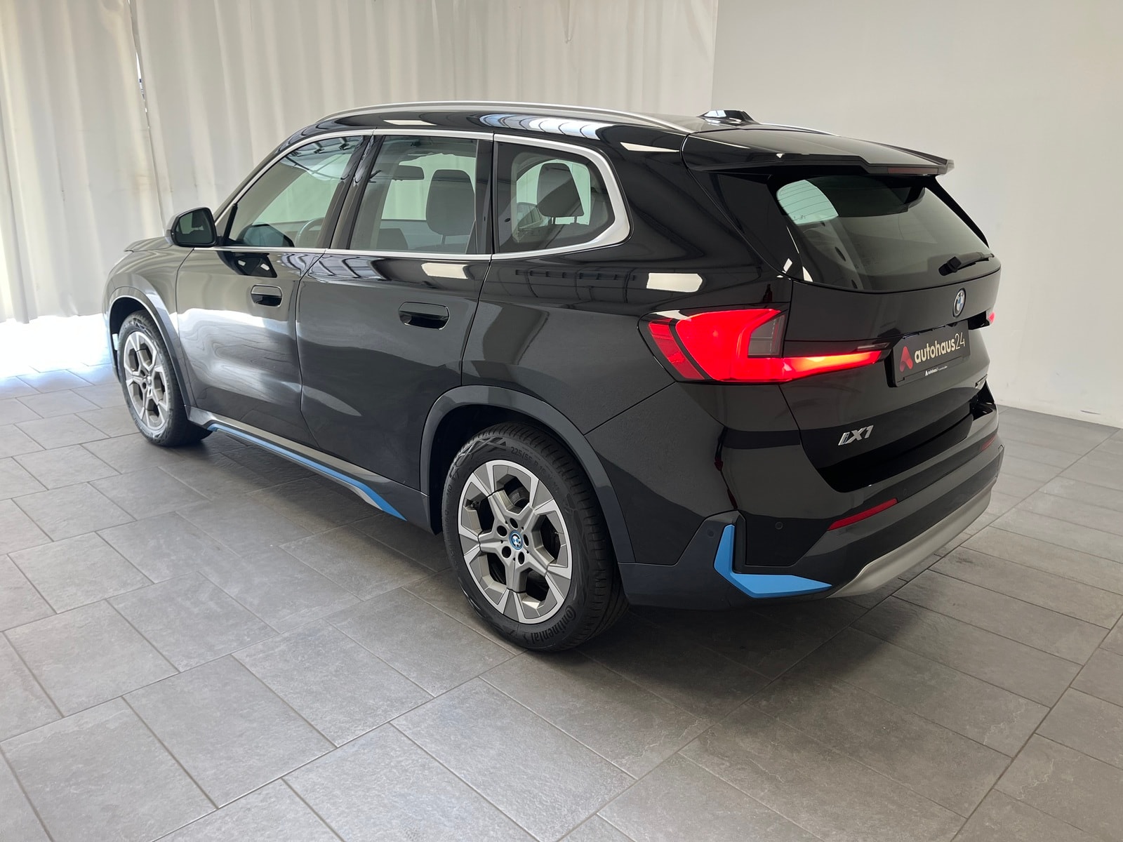 BMW iX1 SUV iX1 xDrive30 xLine #4