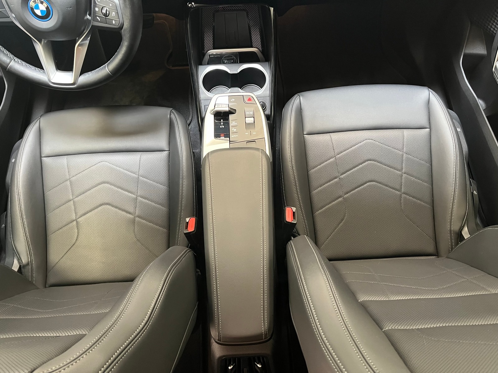 BMW iX1 SUV iX1 xDrive30 xLine #13