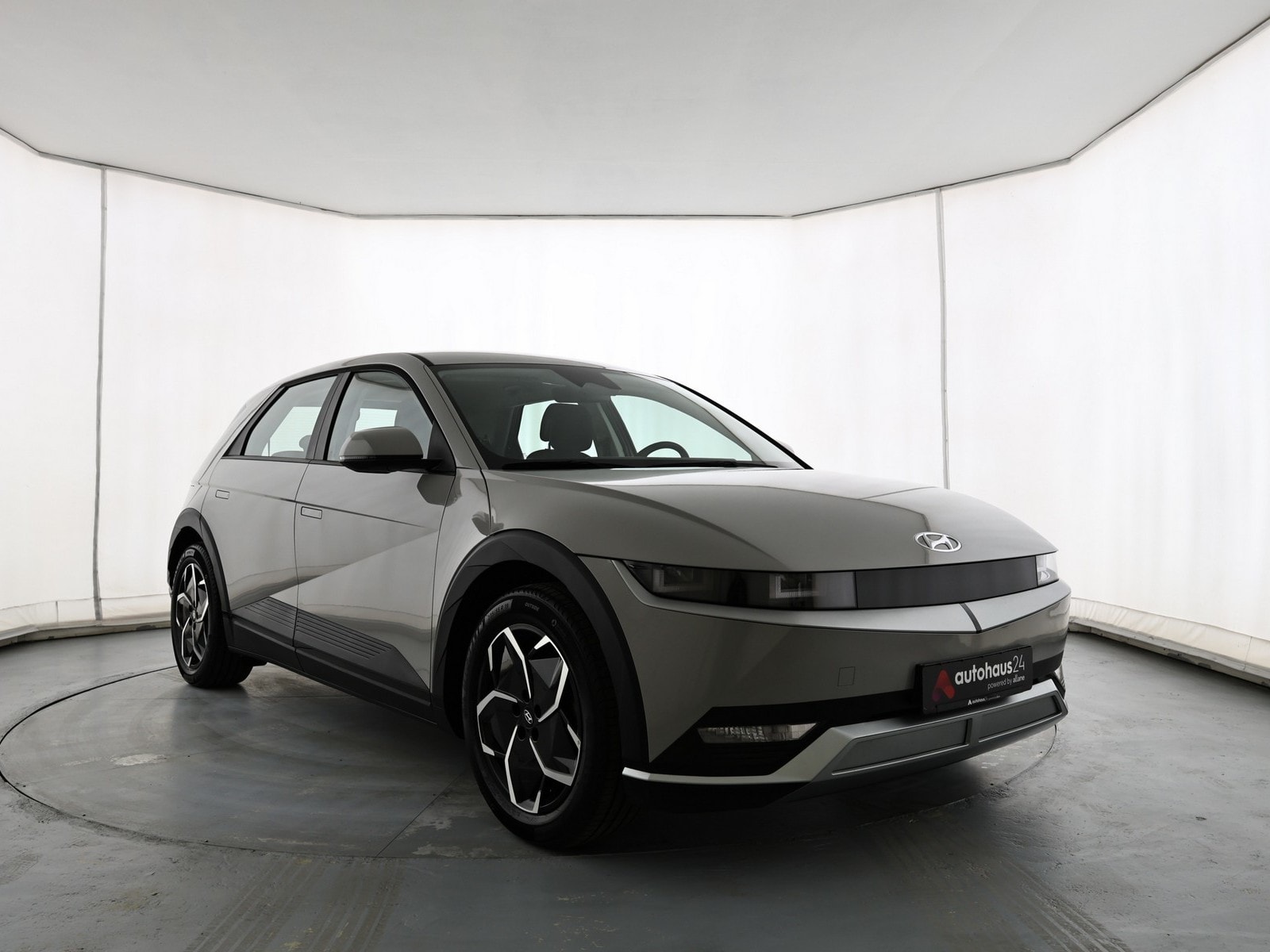 Hyundai IONIQ 5 Limousine HYUNDAI IONIQ 5 77,4 kWh Heckantrieb Sports Utility Vehicle #1