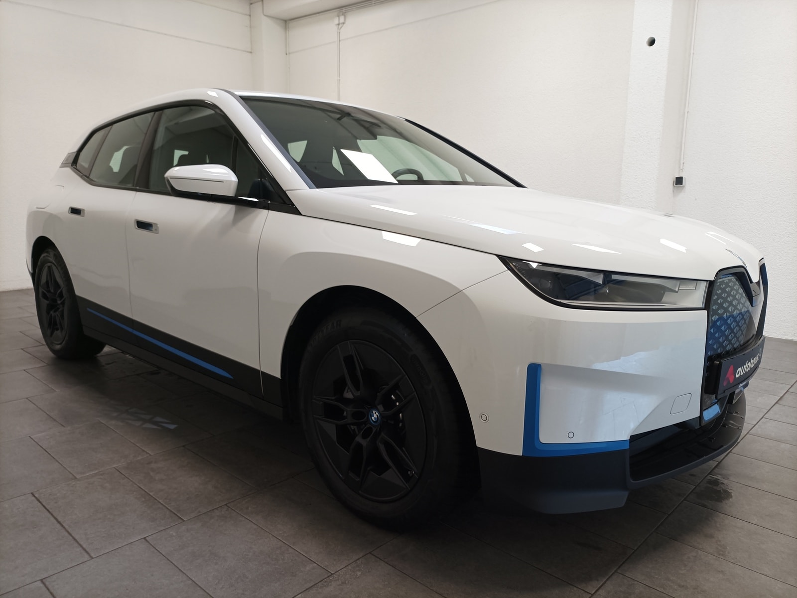 BMW iX SUV / Crossover / Geländewagen BMW iX xDrive40 Sports Utility Vehicle #1