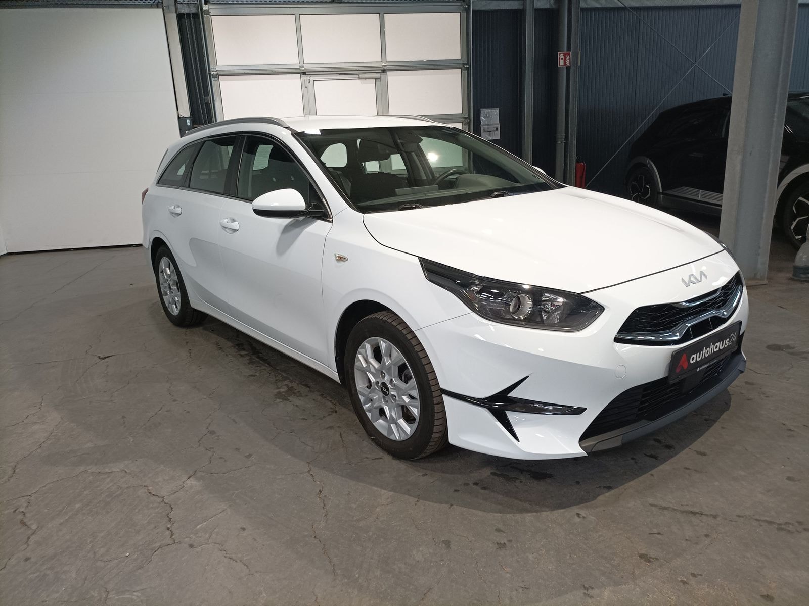 Kia Ceed Kombi KIA Ceed 1.6 CRDi MHEV 100kW DCT Vision SW Kombi #1