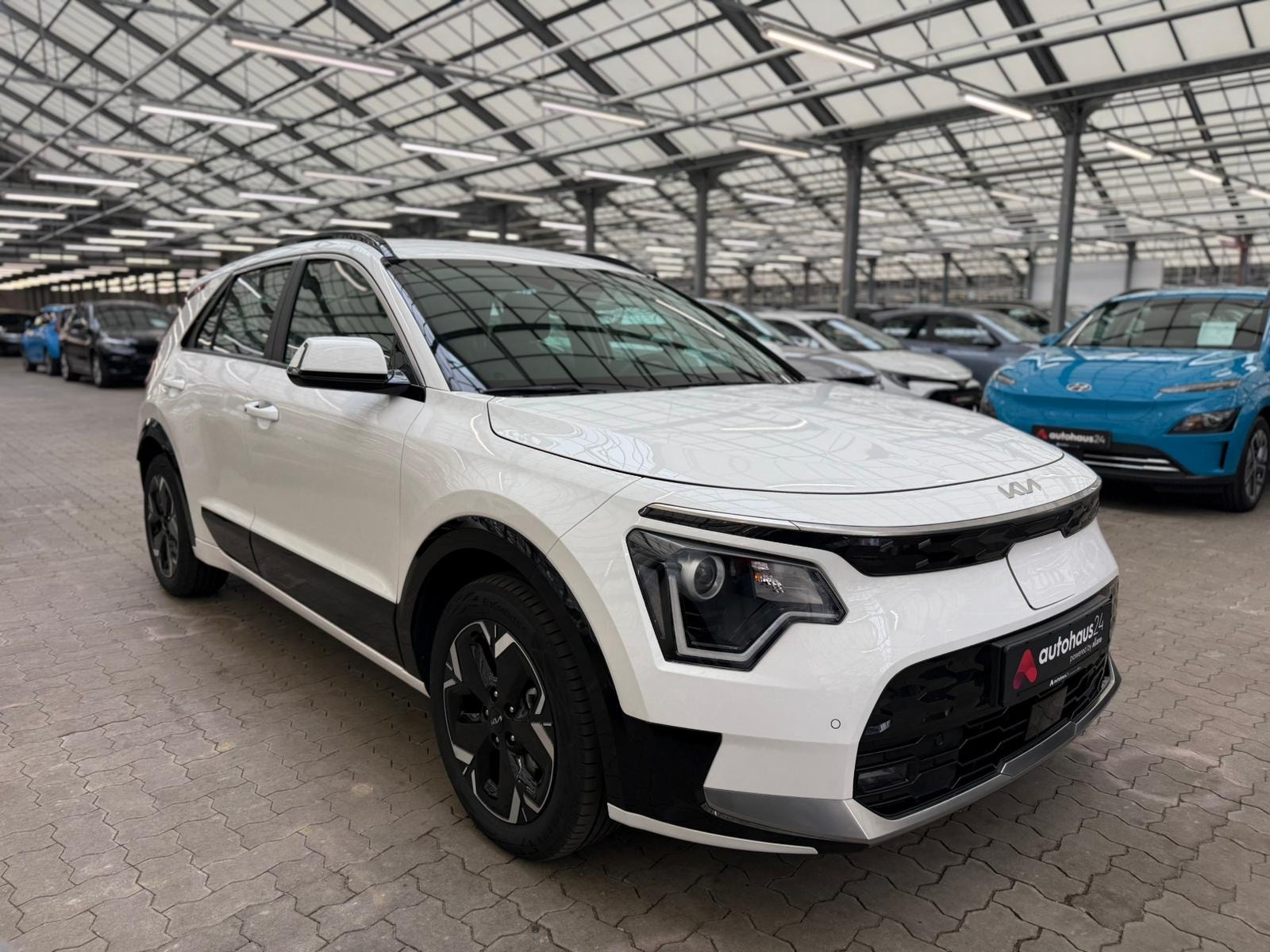 Kia Niro SUV / Crossover / Geländewagen KIA Niro EV Vision Schräghecklimousine #1