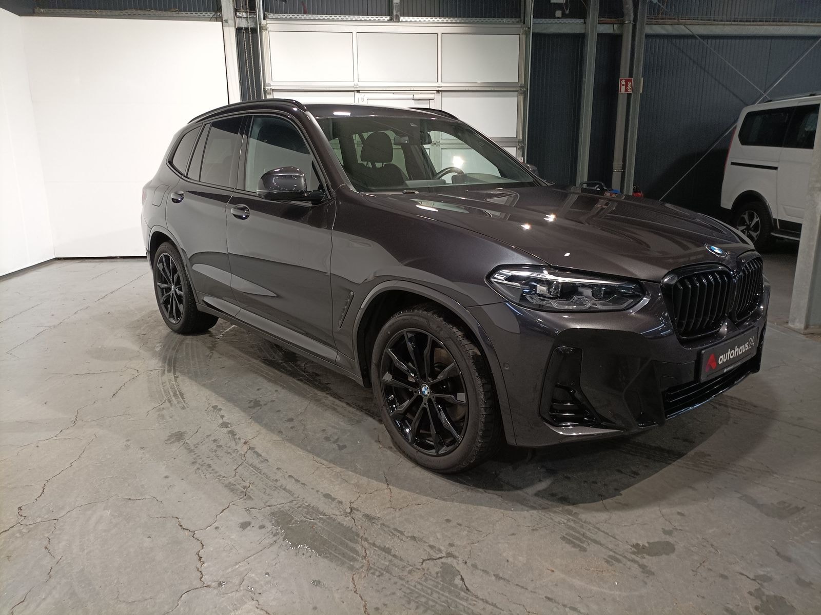 BMW X3 SUV / Crossover / Geländewagen BMW X3 xDrive20i AT Sports Utility Vehicle #1