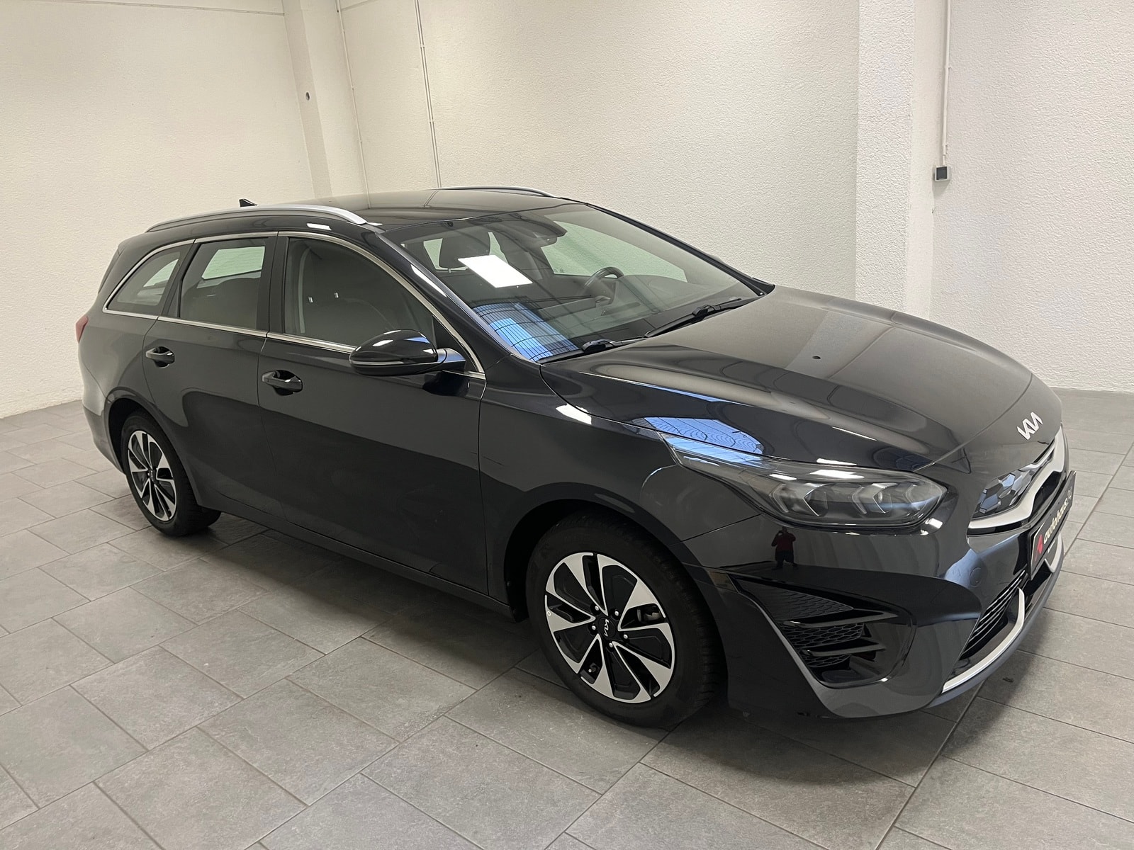 Kia Ceed Sportswagon Kombi KIA Ceed 1.6 GDI Plug-In Hybrid Spirit Sportsw. Kombi #1