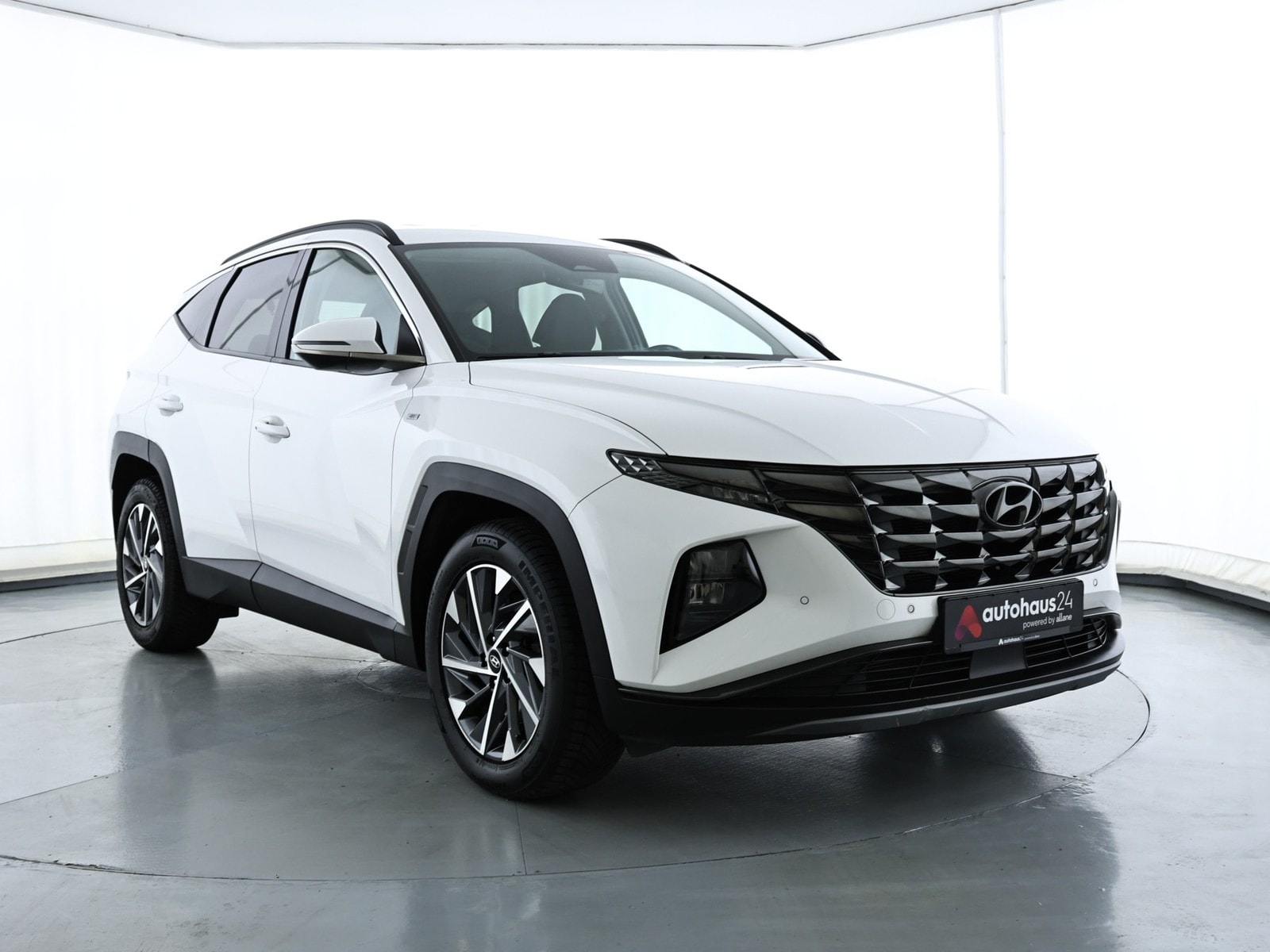 Hyundai Tucson SUV / Crossover / Geländewagen HYUNDAI Tucson 1.6 T-GDI 48V Trend DCT Sports Utility Vehicle #1