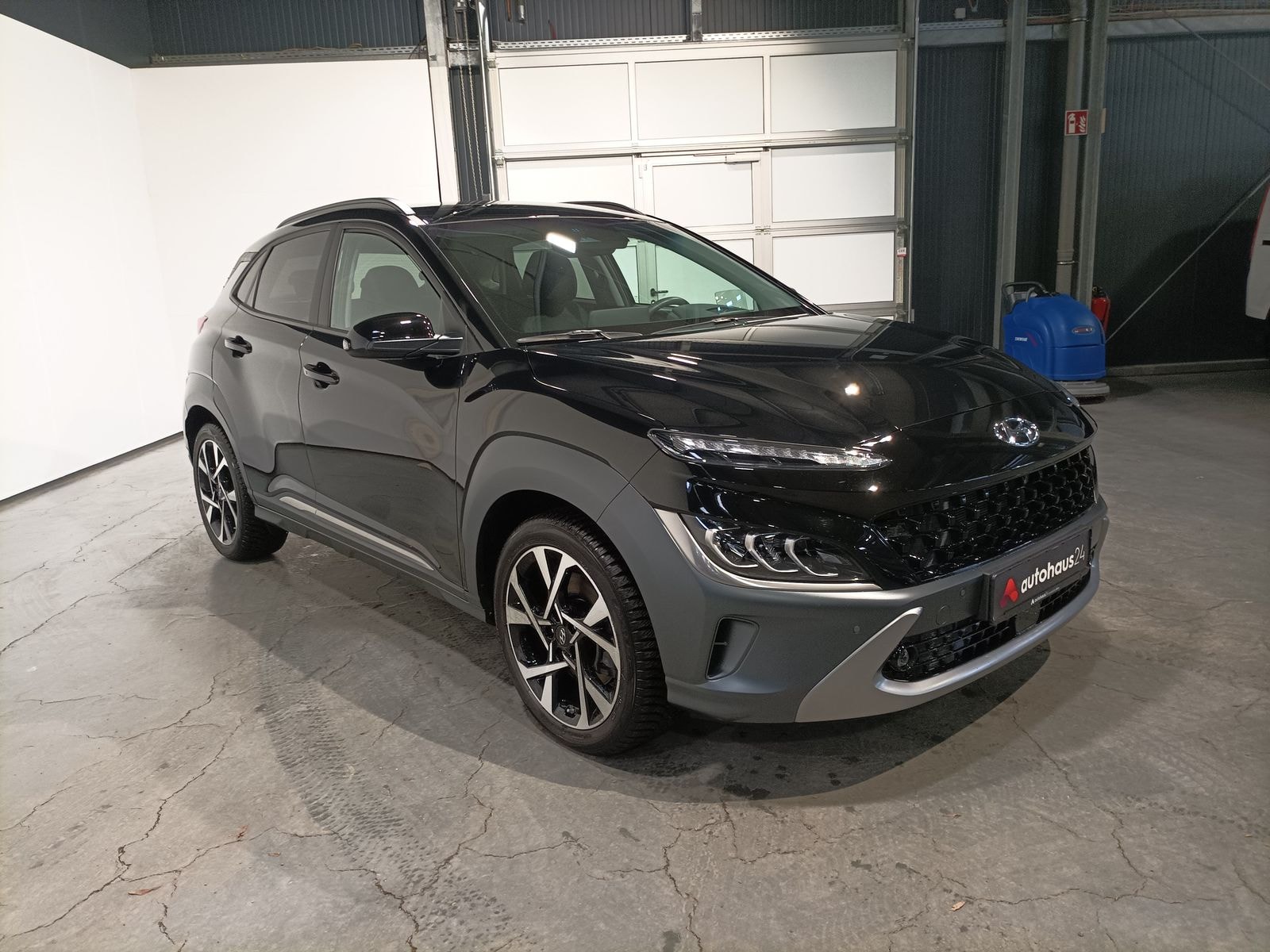 Hyundai Kona SUV / Crossover / Geländewagen HYUNDAI Kona 1.6 T-GDI Prime DCT Sports Utility Vehicle #1