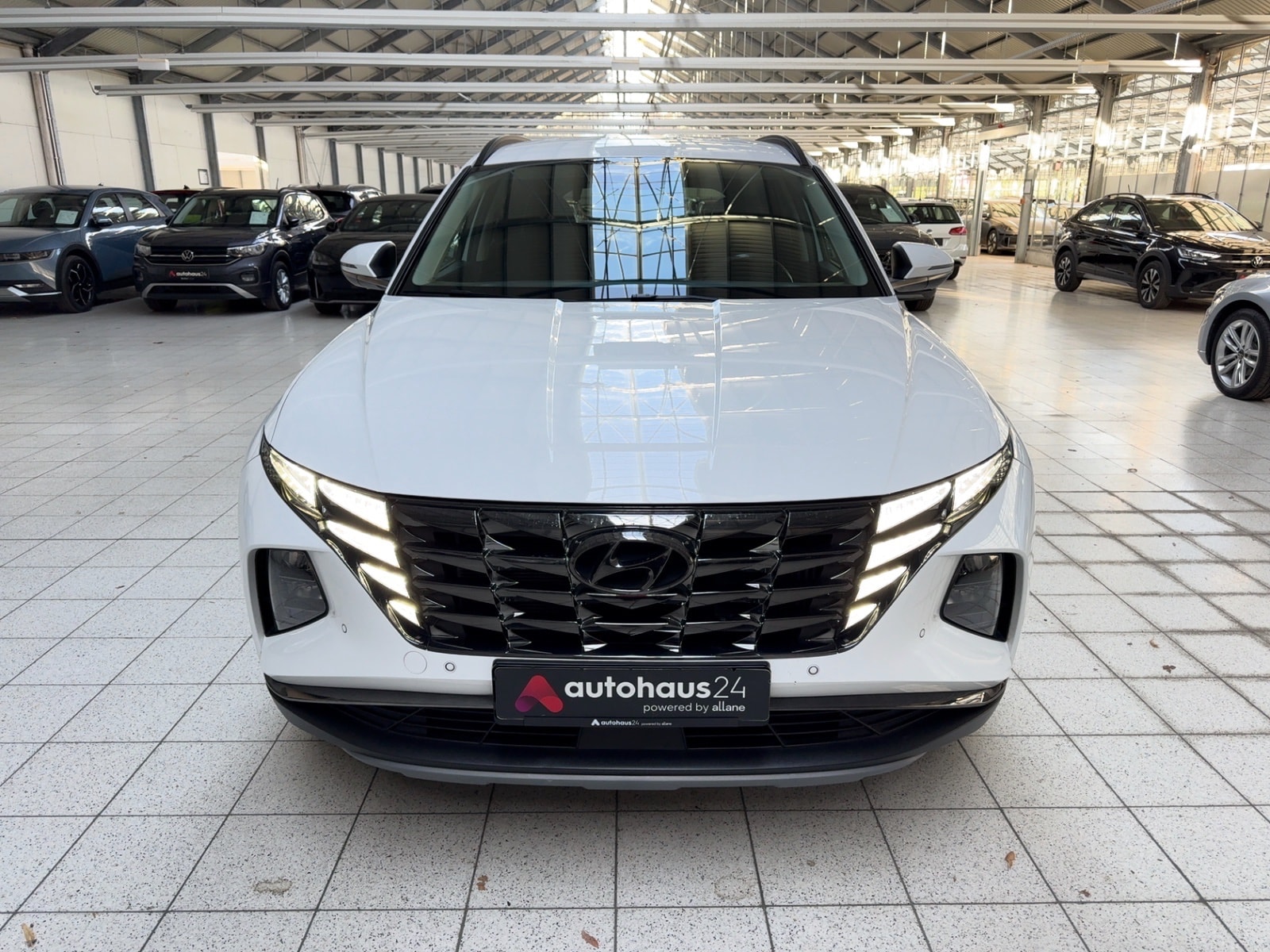 Hyundai Tucson SUV / Crossover / Geländewagen HYUNDAI Tucson 1.6 T-GDI Plug-in Hybrid 4WD Auto Sports Utility Vehicle #1
