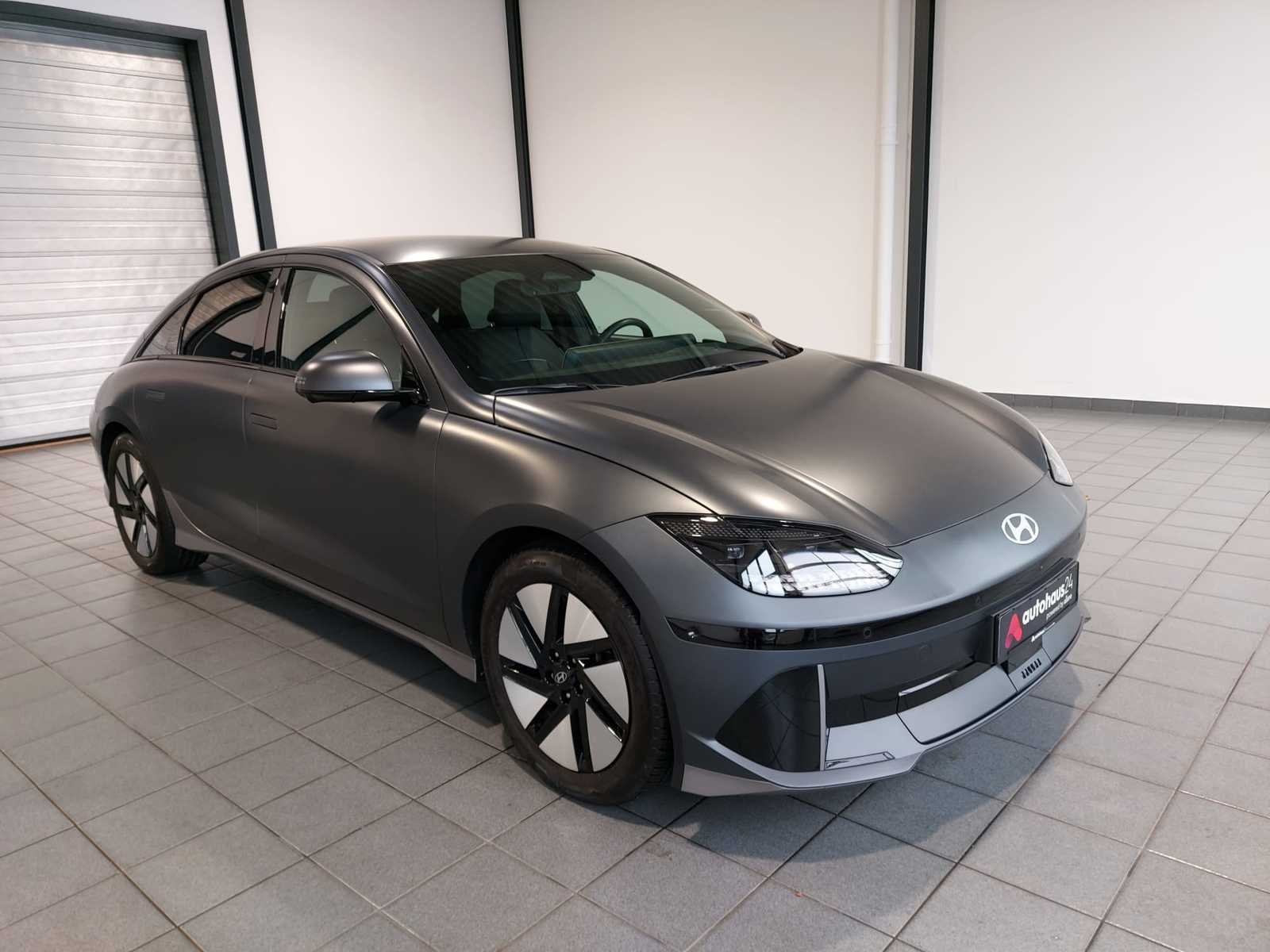 Hyundai IONIQ 6 Limousine HYUNDAI IONIQ 6 77,4kWh 168kW Dynamiq Limousine #1