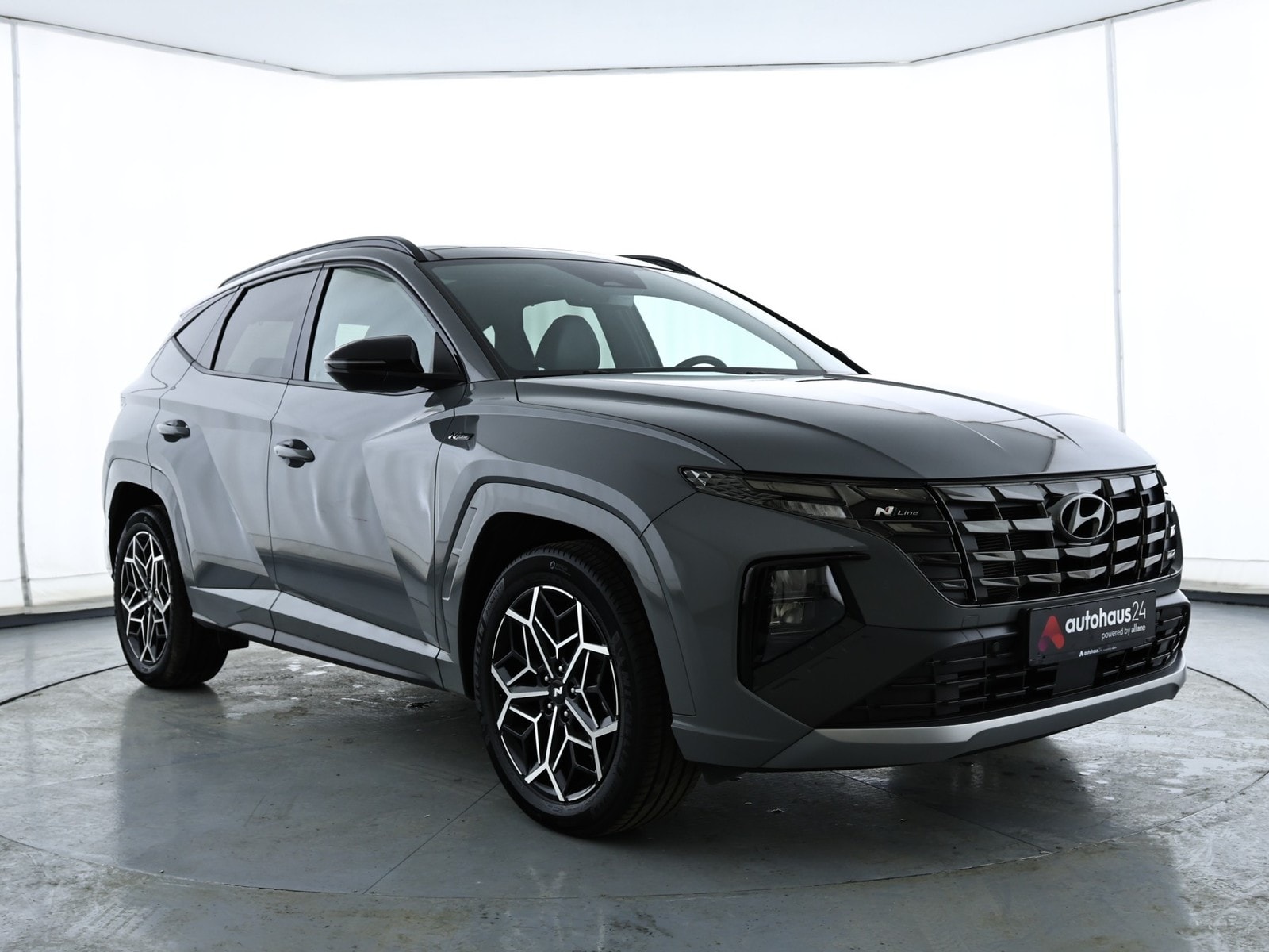 Hyundai Tucson SUV / Crossover / Geländewagen HYUNDAI Tucson 1.6 T-GDI 169kW Hybrid N Line Auto Sports Utility Vehicle #1