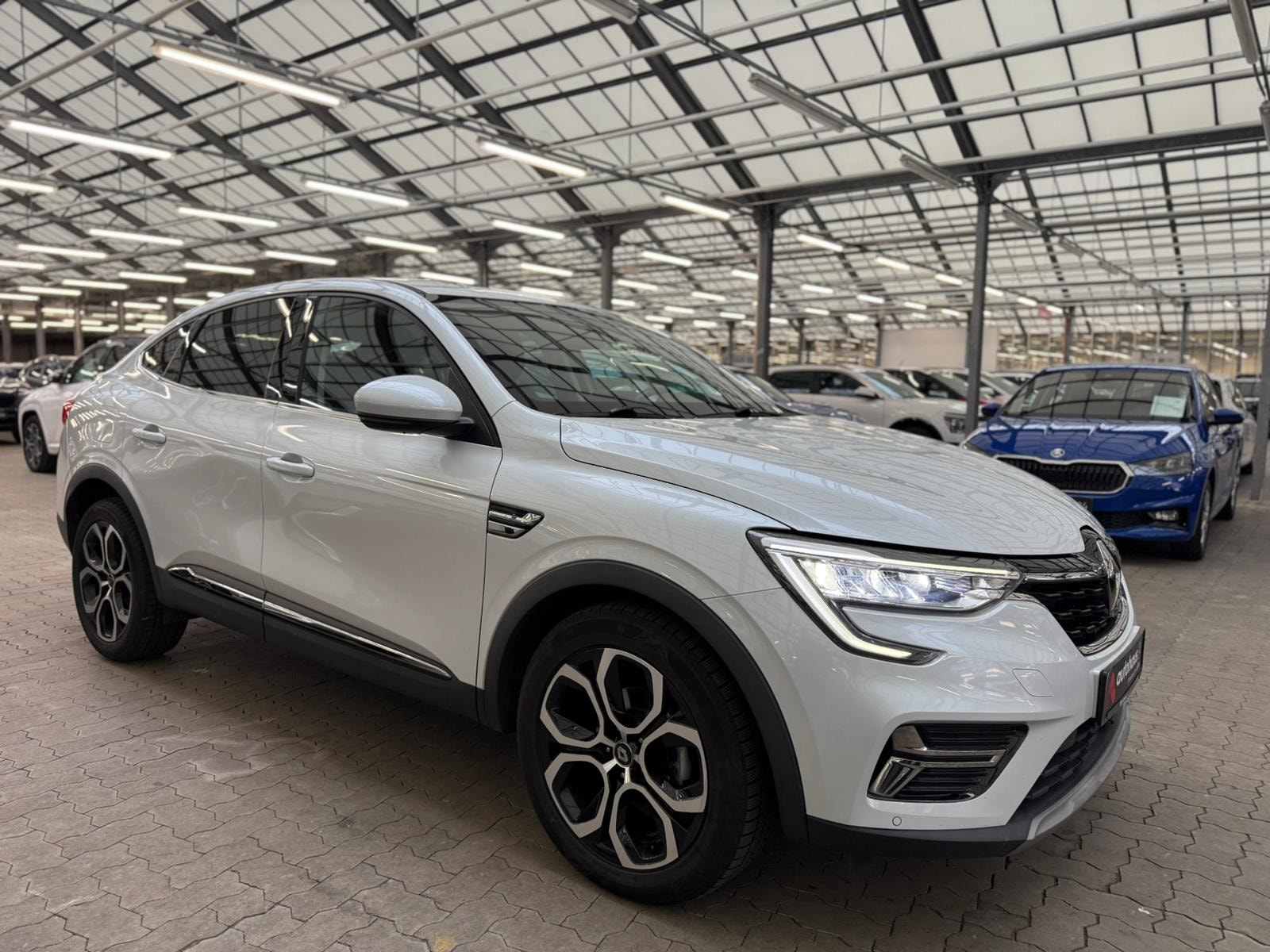 Renault Arkana SUV / Crossover / Geländewagen RENAULT Arkana Mild Hybrid 140 EDC Techno Sports Utility Vehicle #1