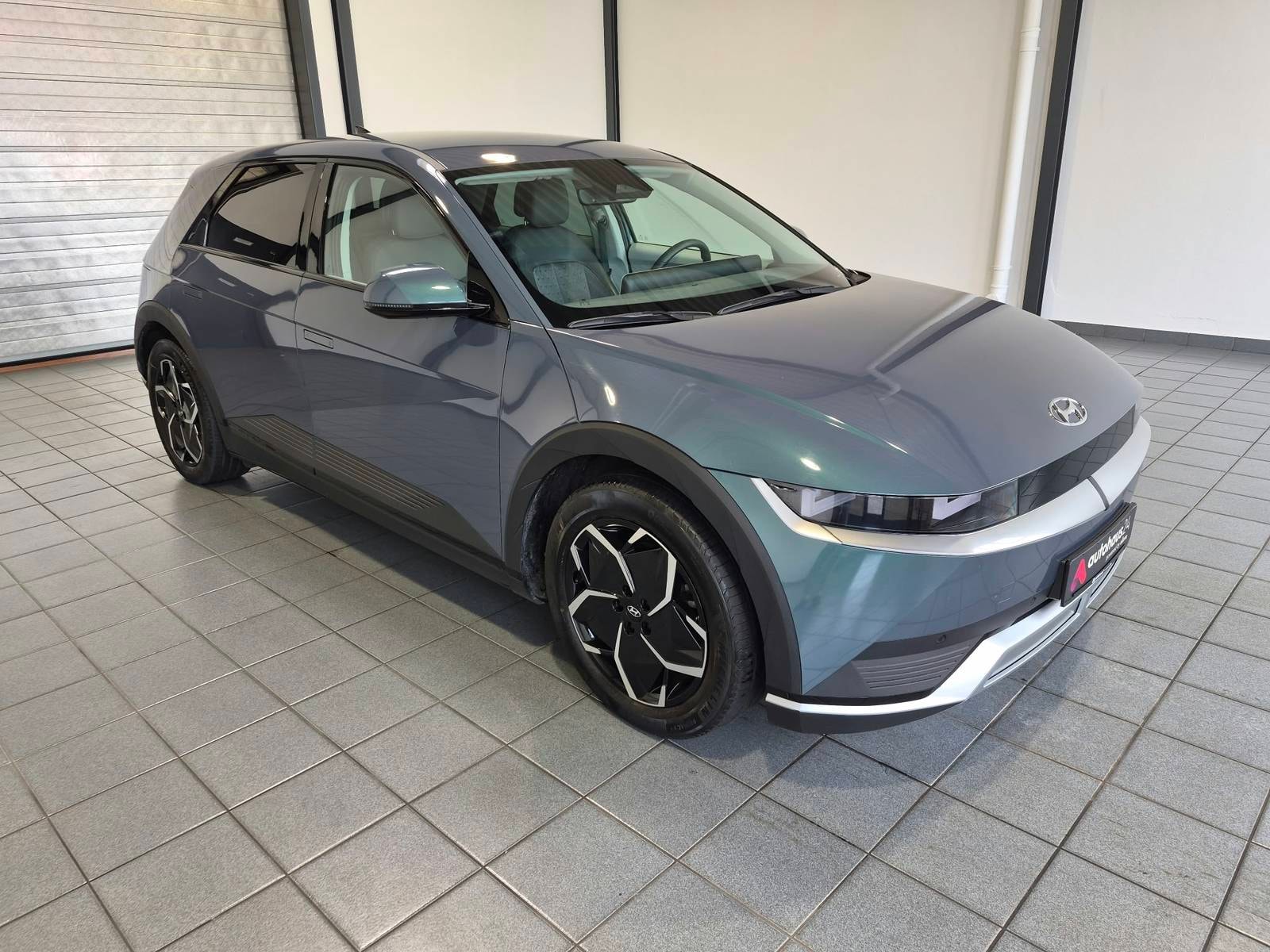 Hyundai IONIQ 5 Limousine HYUNDAI IONIQ 5 77,4 kWh Heckantrieb Sports Utility Vehicle #1